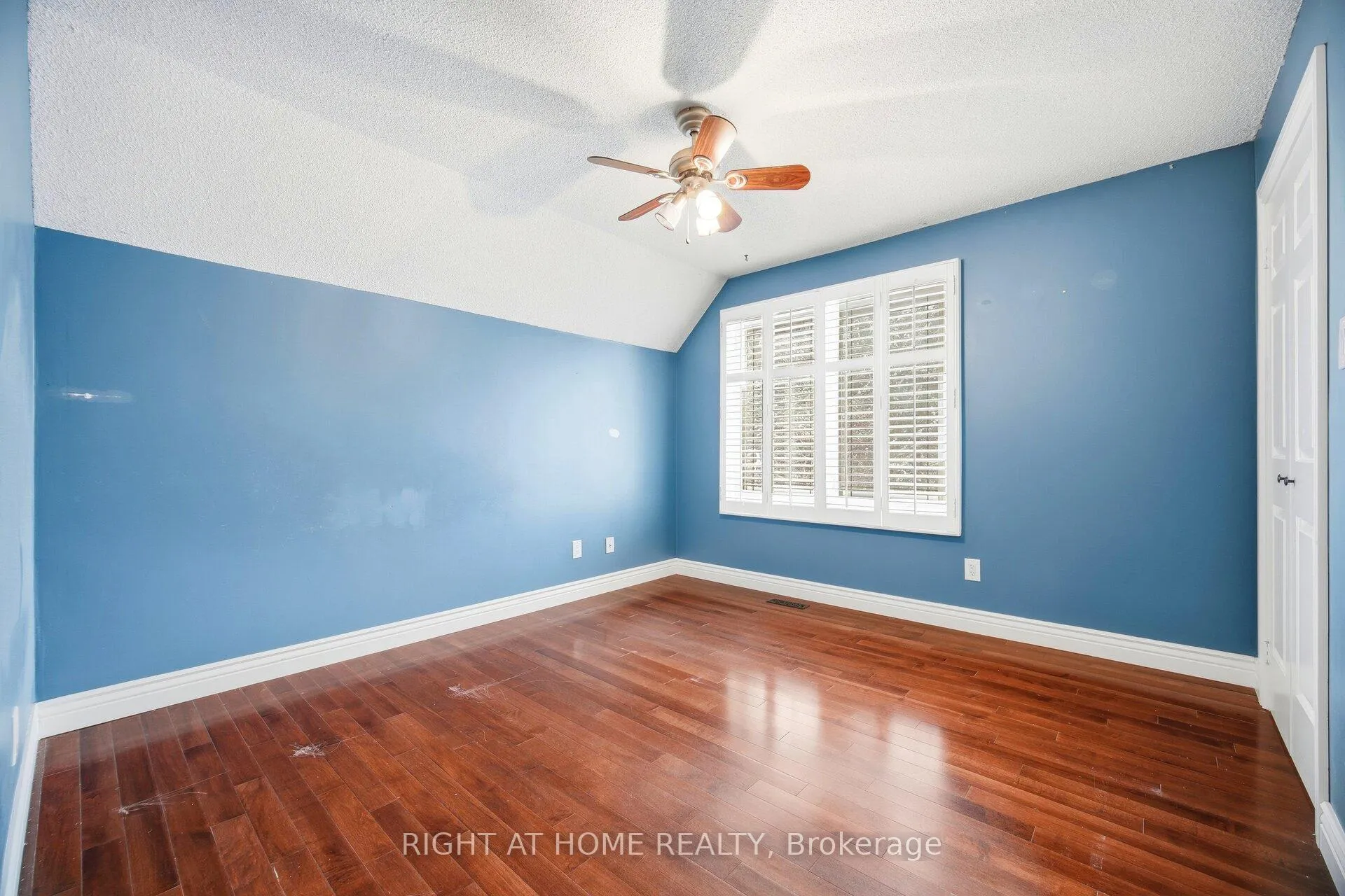 Photo 30 of 1340 Greeneagle Drive, Oakville, Glen Abbey — HOMEH