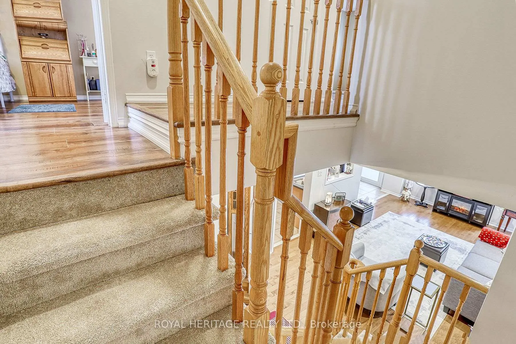 Photo 16 of 152 Stokely Crescent, Whitby, Downtown Whitby — HOMEH