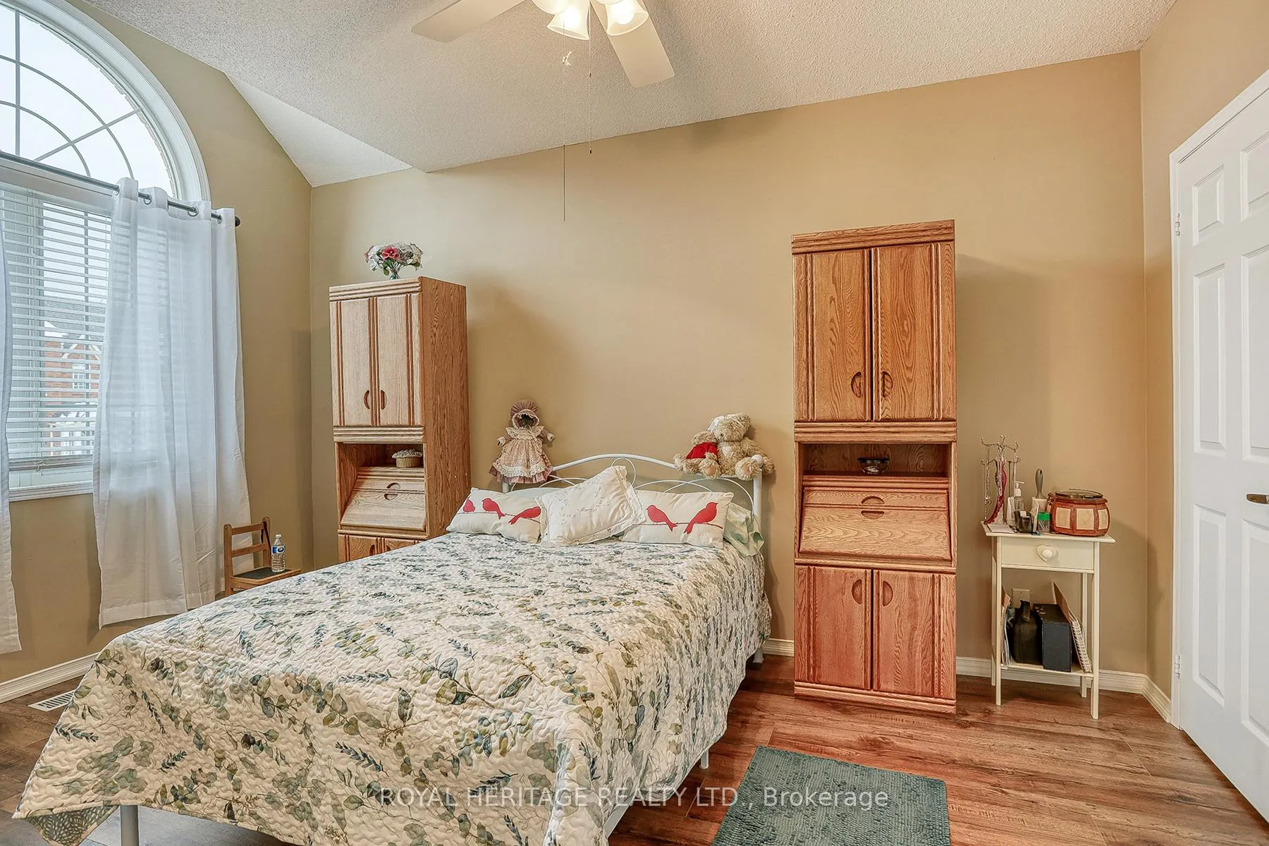 Photo 17 of 152 Stokely Crescent, Whitby, Downtown Whitby — HOMEH
