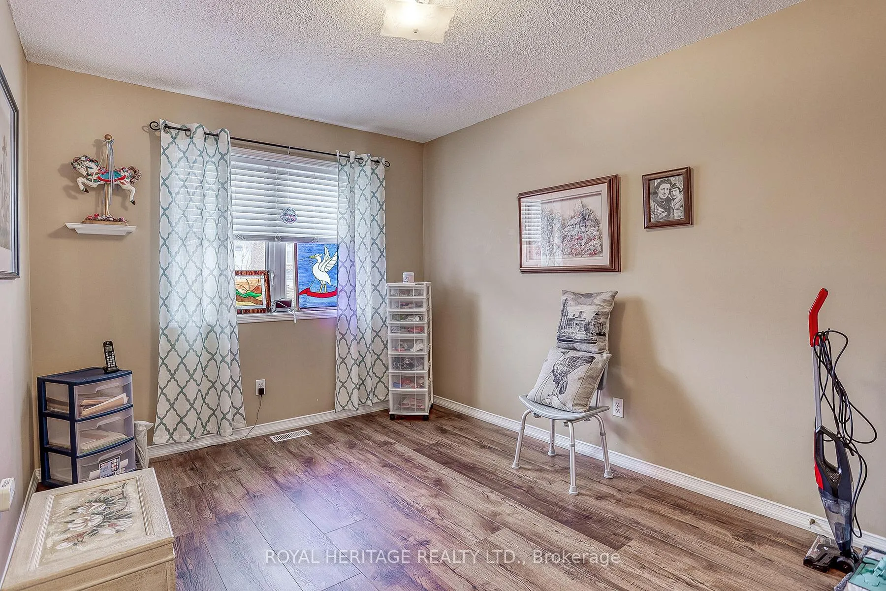 Photo 22 of 152 Stokely Crescent, Whitby, Downtown Whitby — HOMEH