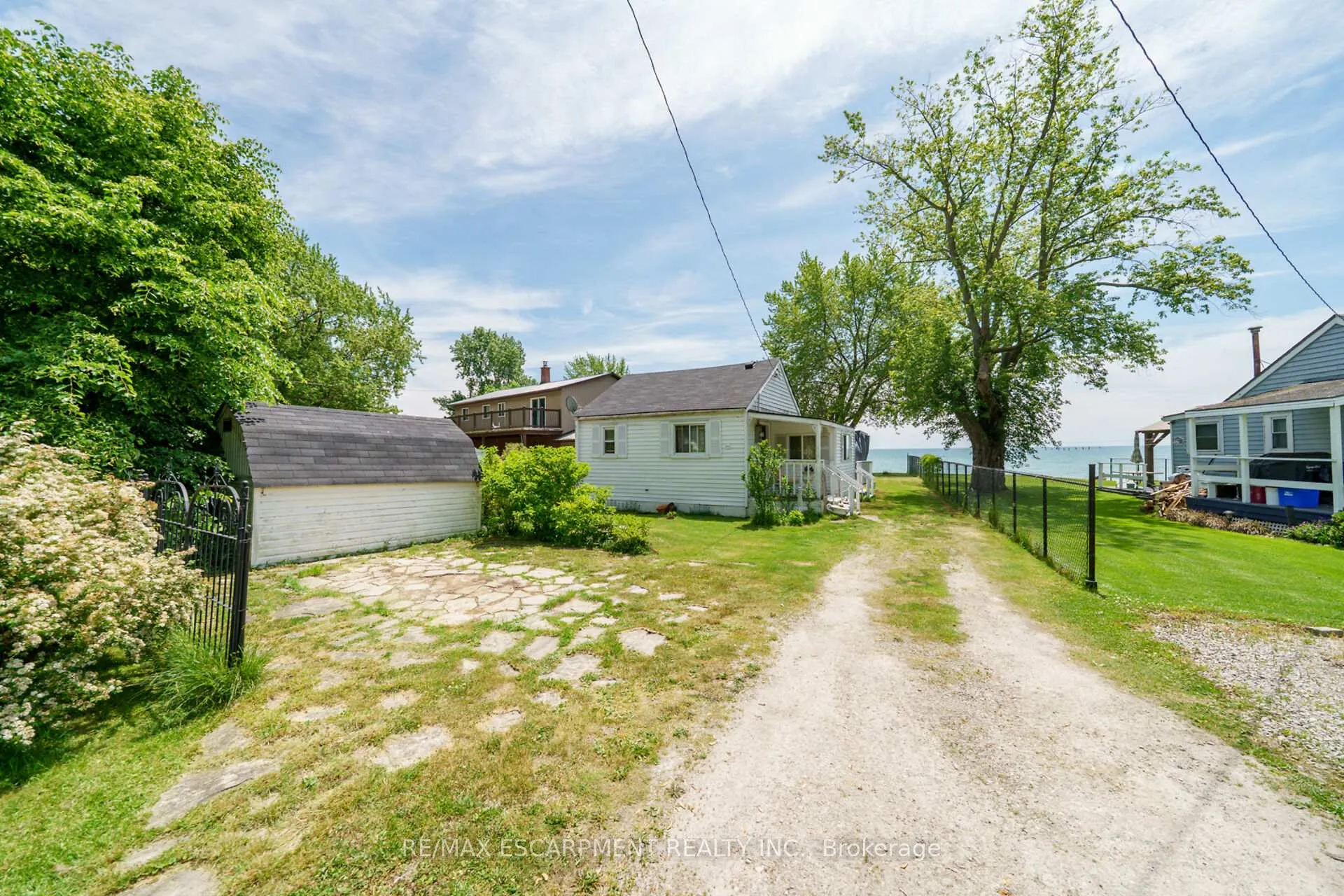 Photo 3 of 976 Lakeshore Road, Haldimand — HOMEH