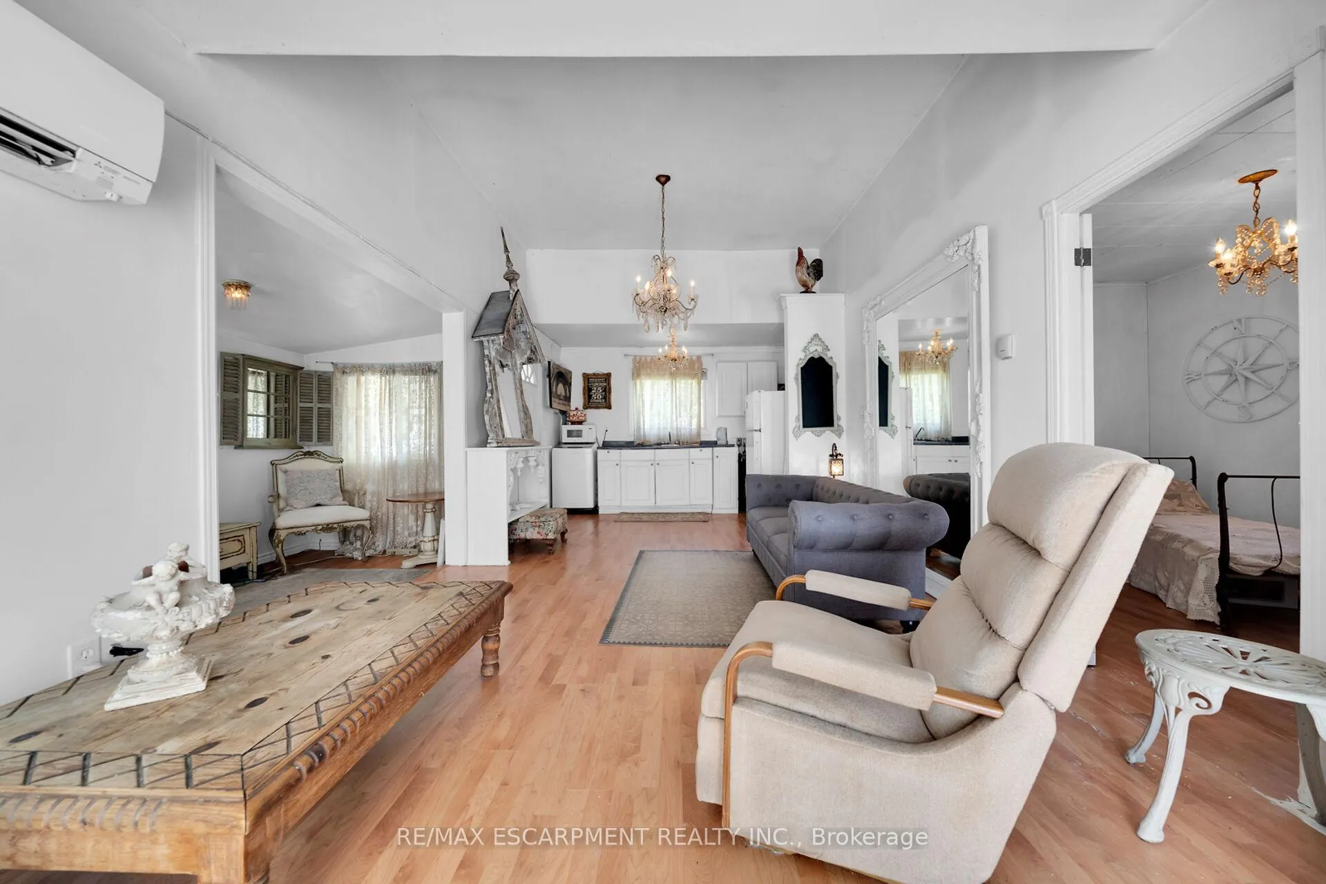 Photo 17 of 976 Lakeshore Road, Haldimand — HOMEH