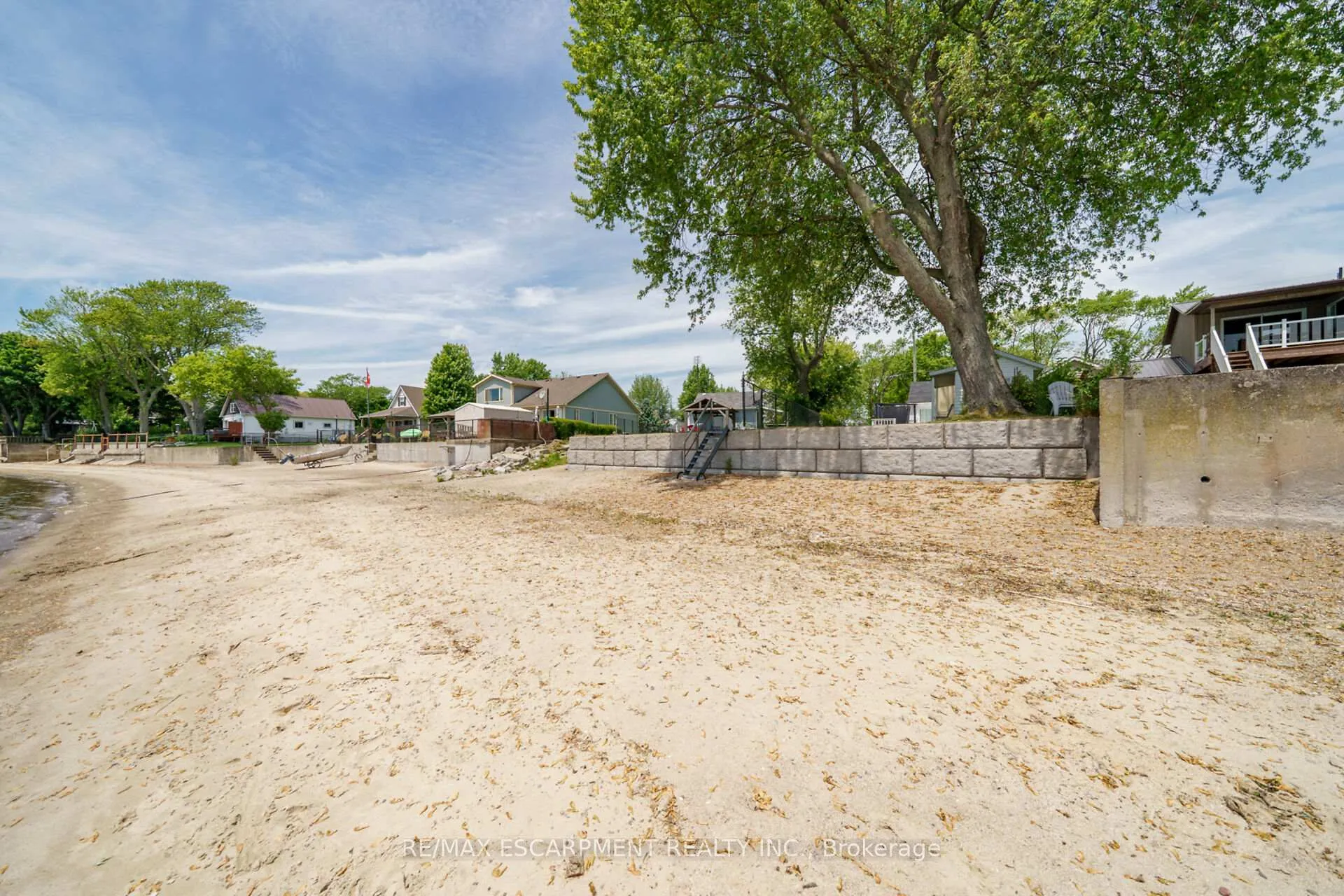 Photo 31 of 976 Lakeshore Road, Haldimand — HOMEH