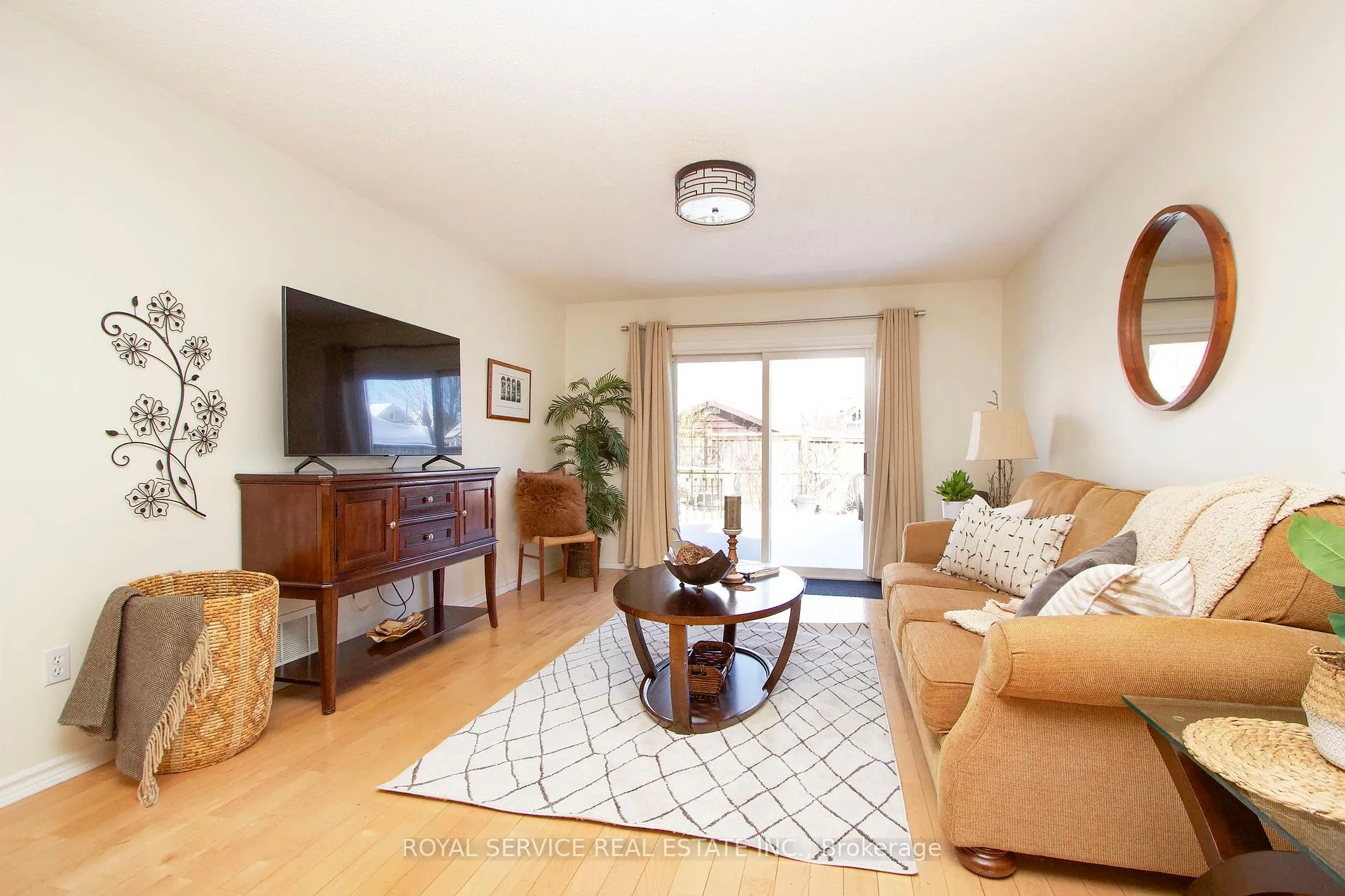 Photo 10 of 5 Rafton Street, Clarington, Newcastle — HOMEH
