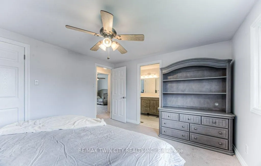 Photo 18 of 111 Martinglen Crescent, Kitchener — HOMEH