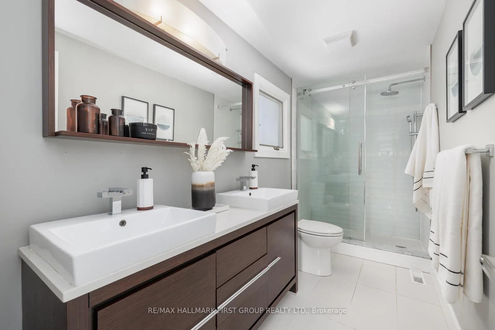 Photo 23 of 222 Bassett Boulevard, Whitby, Pringle Creek — HOMEH