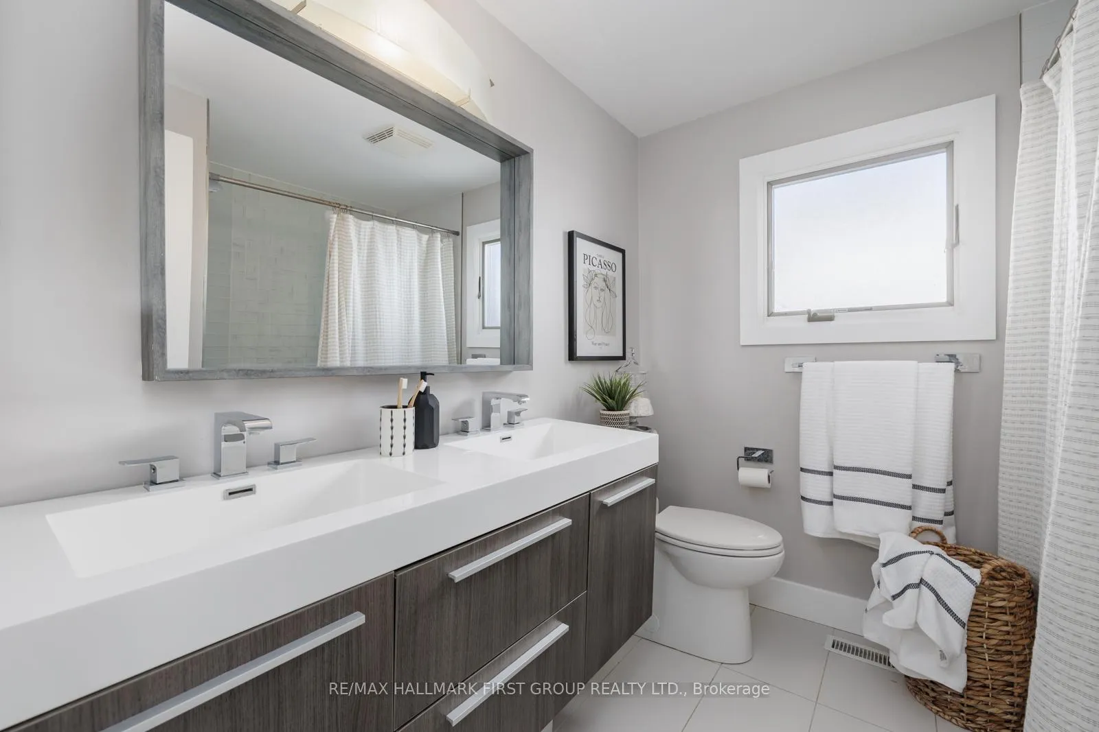 Photo 27 of 222 Bassett Boulevard, Whitby, Pringle Creek — HOMEH