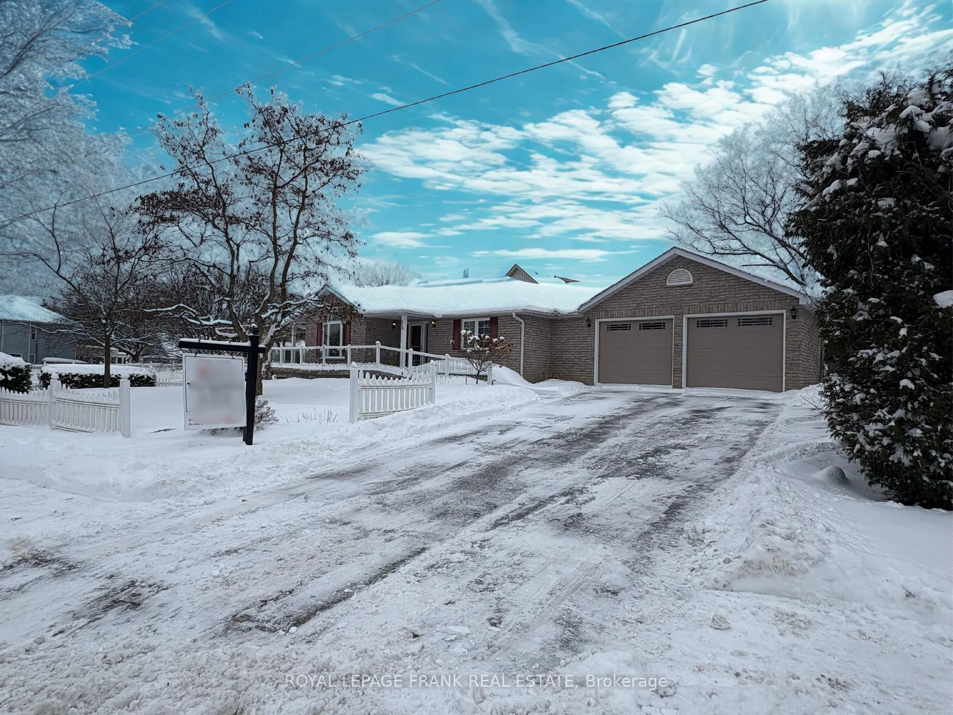 Front of 519 Alma Street