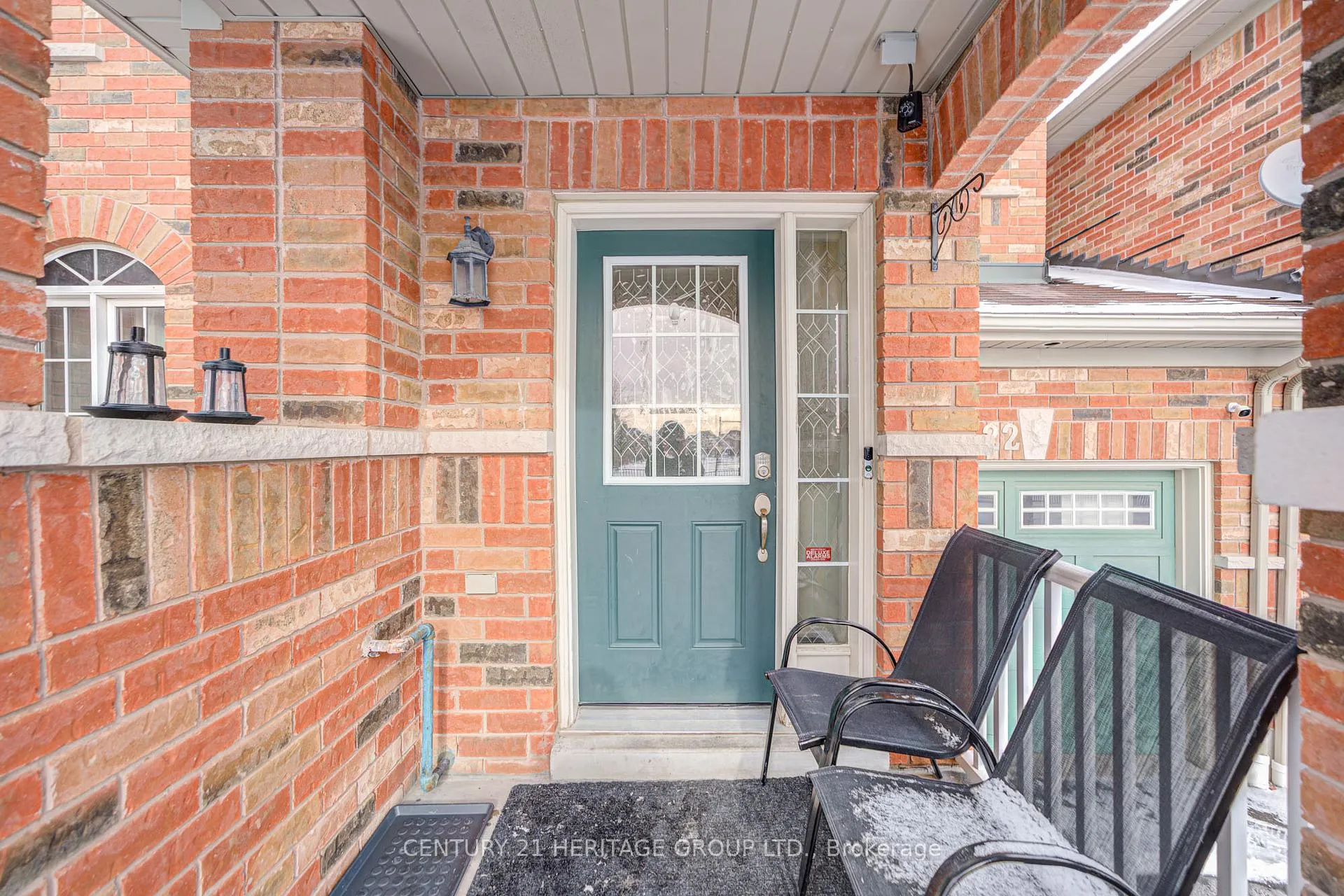 Photo 2 of 22 Elliottglen Drive, Ajax, Northeast Ajax — HOMEH