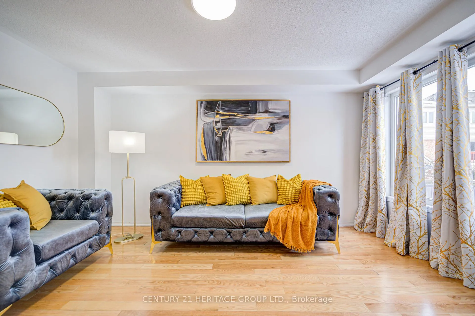 Photo 10 of 22 Elliottglen Drive, Ajax, Northeast Ajax — HOMEH