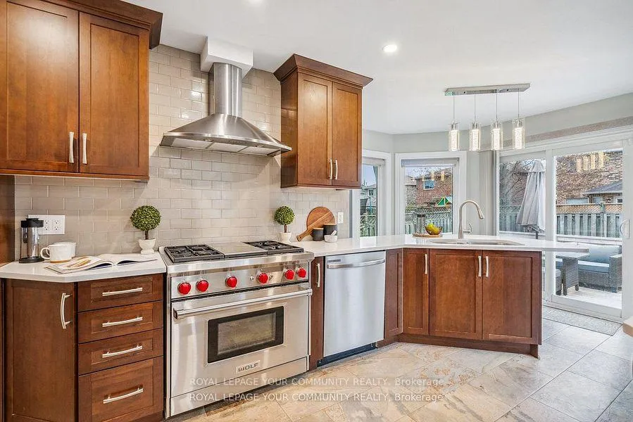 Photo 1 of 16 Grasett Crescent, Barrie, West Bayfield — HOMEH