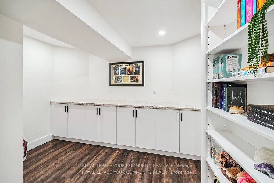 Photo 15 of 16 Grasett Crescent, Barrie, West Bayfield — HOMEH