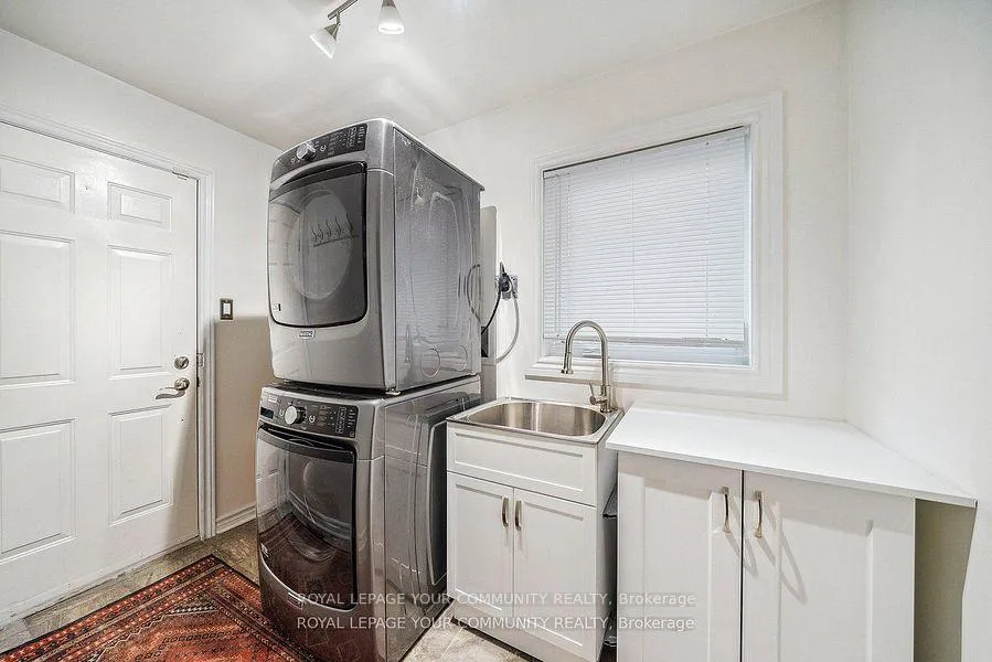 Photo 19 of 16 Grasett Crescent, Barrie, West Bayfield — HOMEH