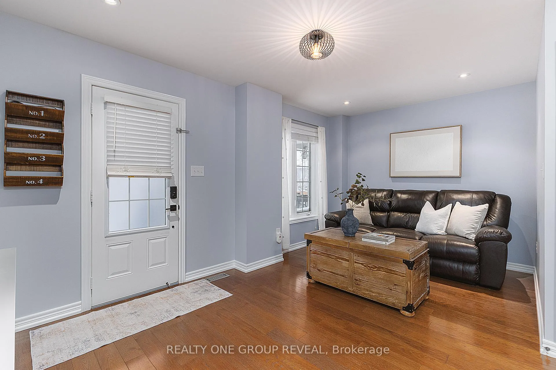 Photo 13 of 97 Devineridge Avenue, Ajax, Central East — HOMEH