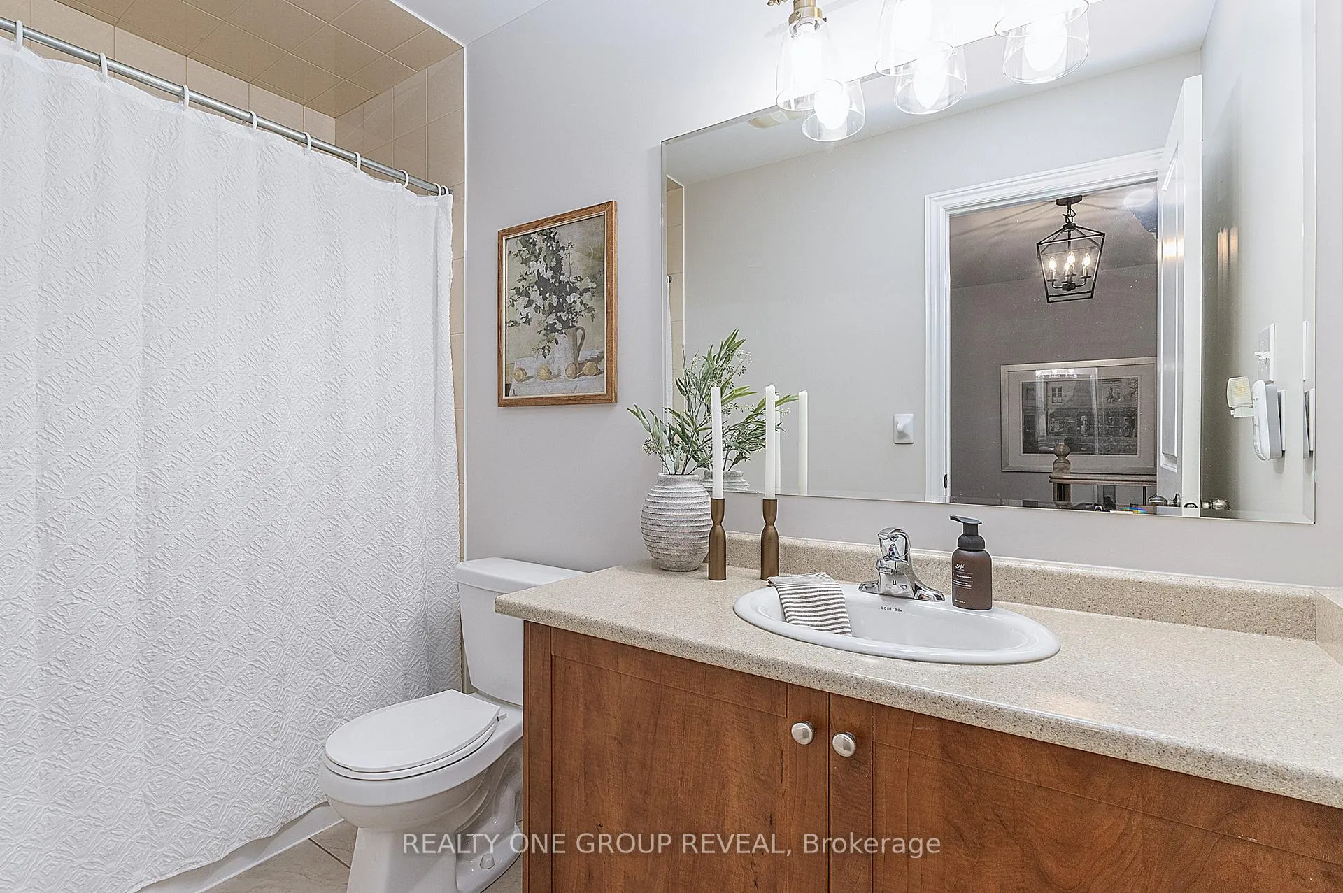 Photo 20 of 97 Devineridge Avenue, Ajax, Central East — HOMEH