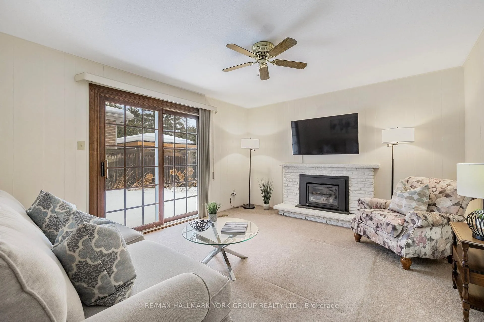 Photo 19 of 2 Navan Crescent, Aurora, Aurora Heights — HOMEH
