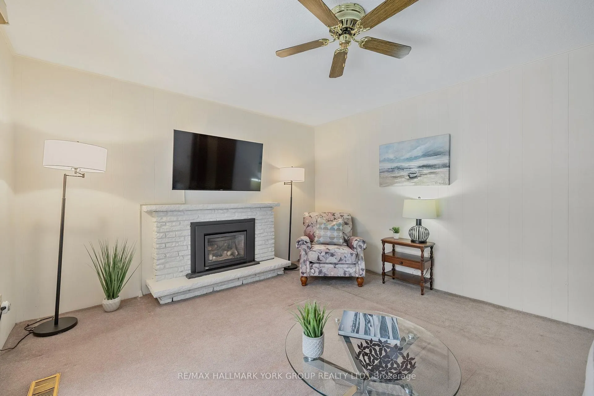 Photo 20 of 2 Navan Crescent, Aurora, Aurora Heights — HOMEH