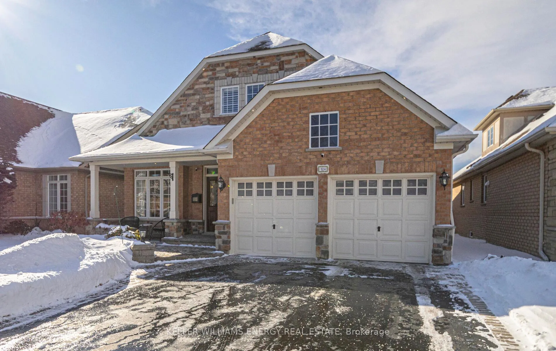 Photo 1 of 124 Mackey Drive, Whitby, Lynde Creek — HOMEH