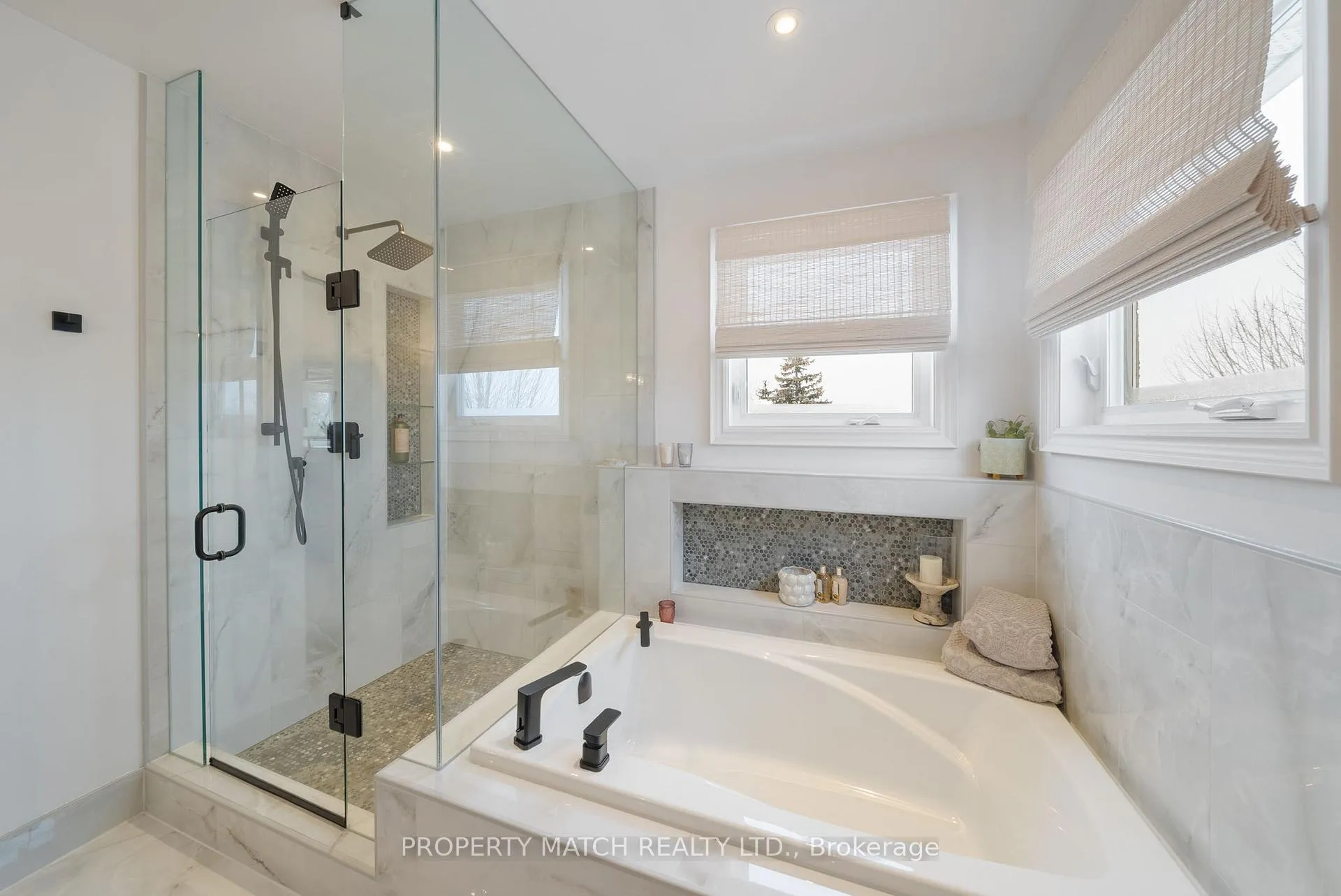 Photo 20 of 30 Glencedar Crescent, Whitby, Pringle Creek — HOMEH