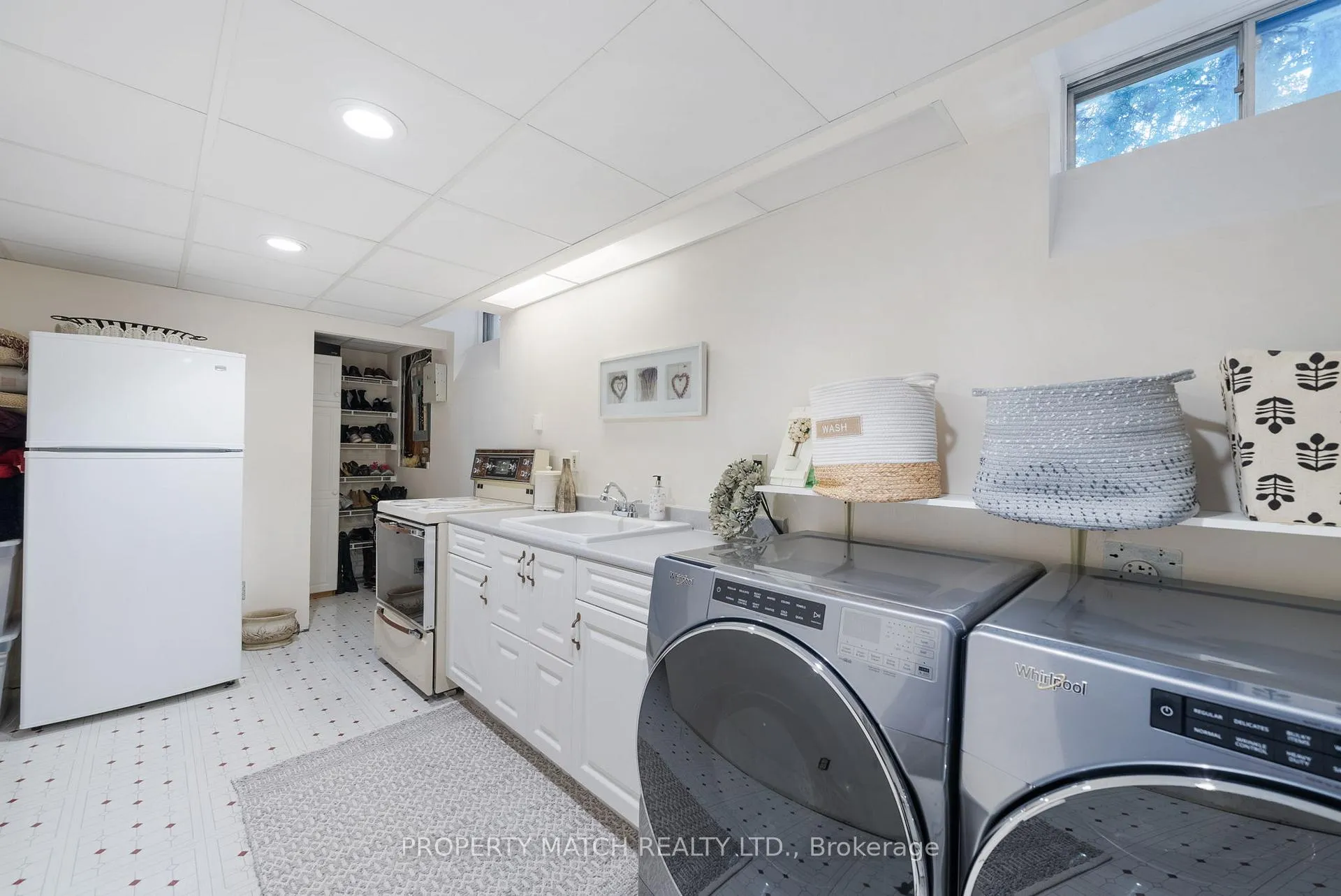 Photo 31 of 30 Glencedar Crescent, Whitby, Pringle Creek — HOMEH