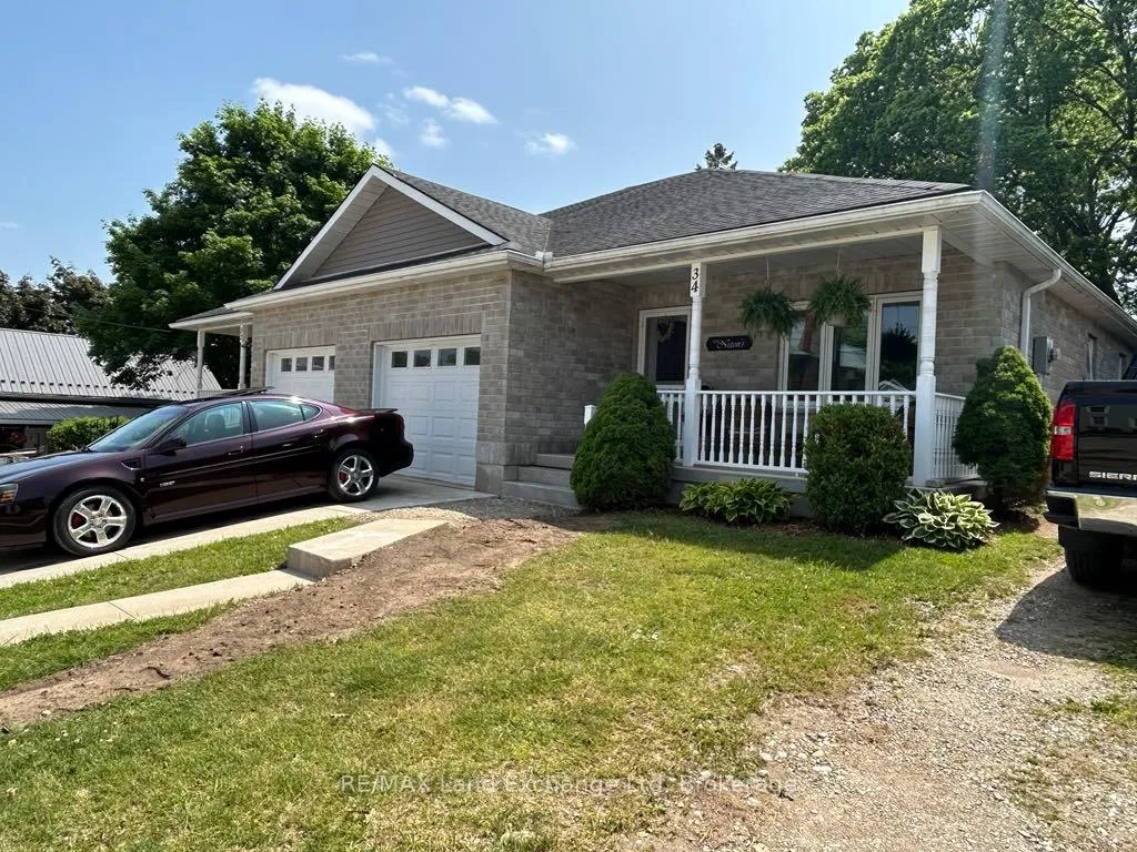 Photo 2 of 34 Victoria Street W, North Huron, Wingham — HOMEH