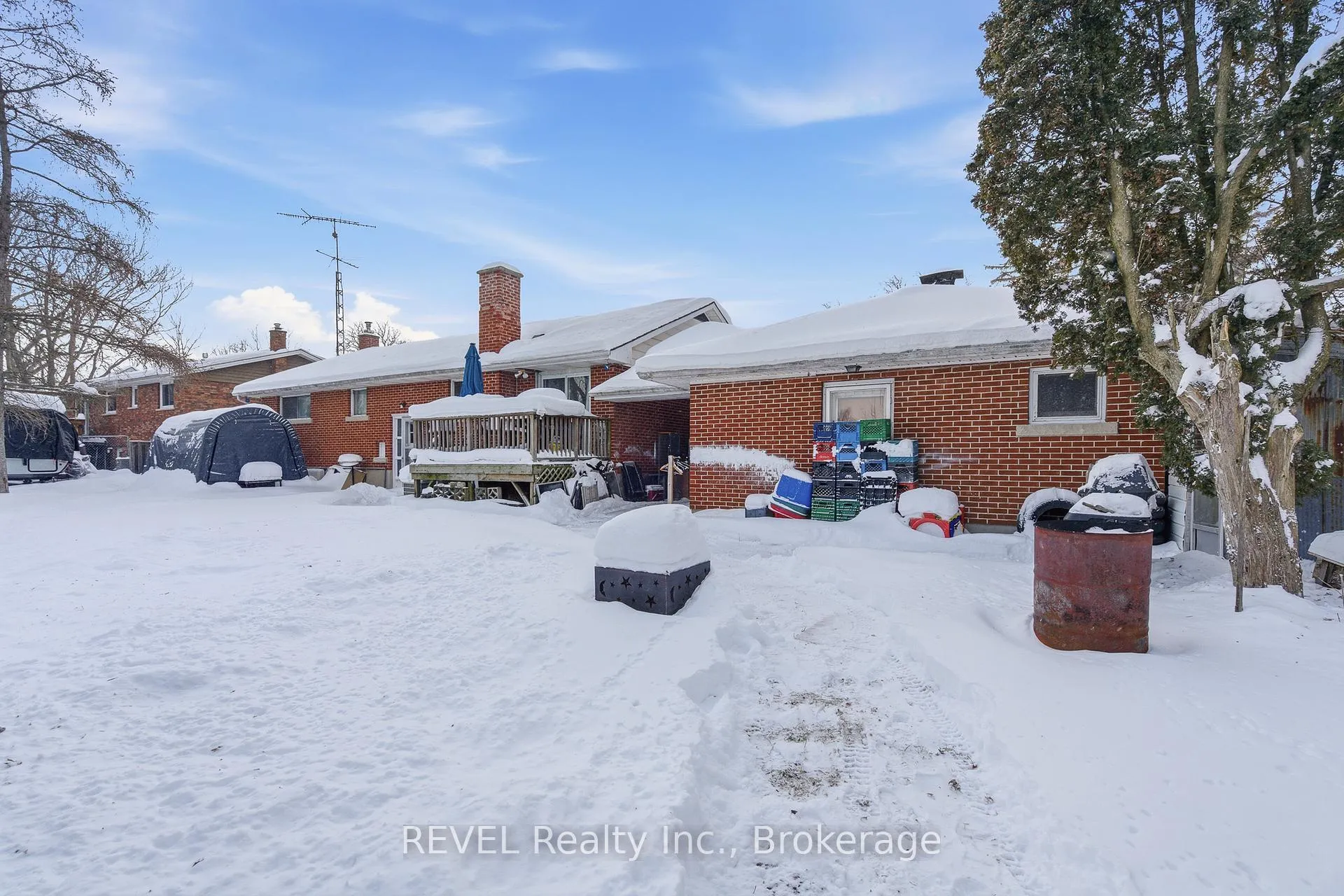 Photo 10 of 2474 Decew Road, Thorold, Cataract Road — HOMEH
