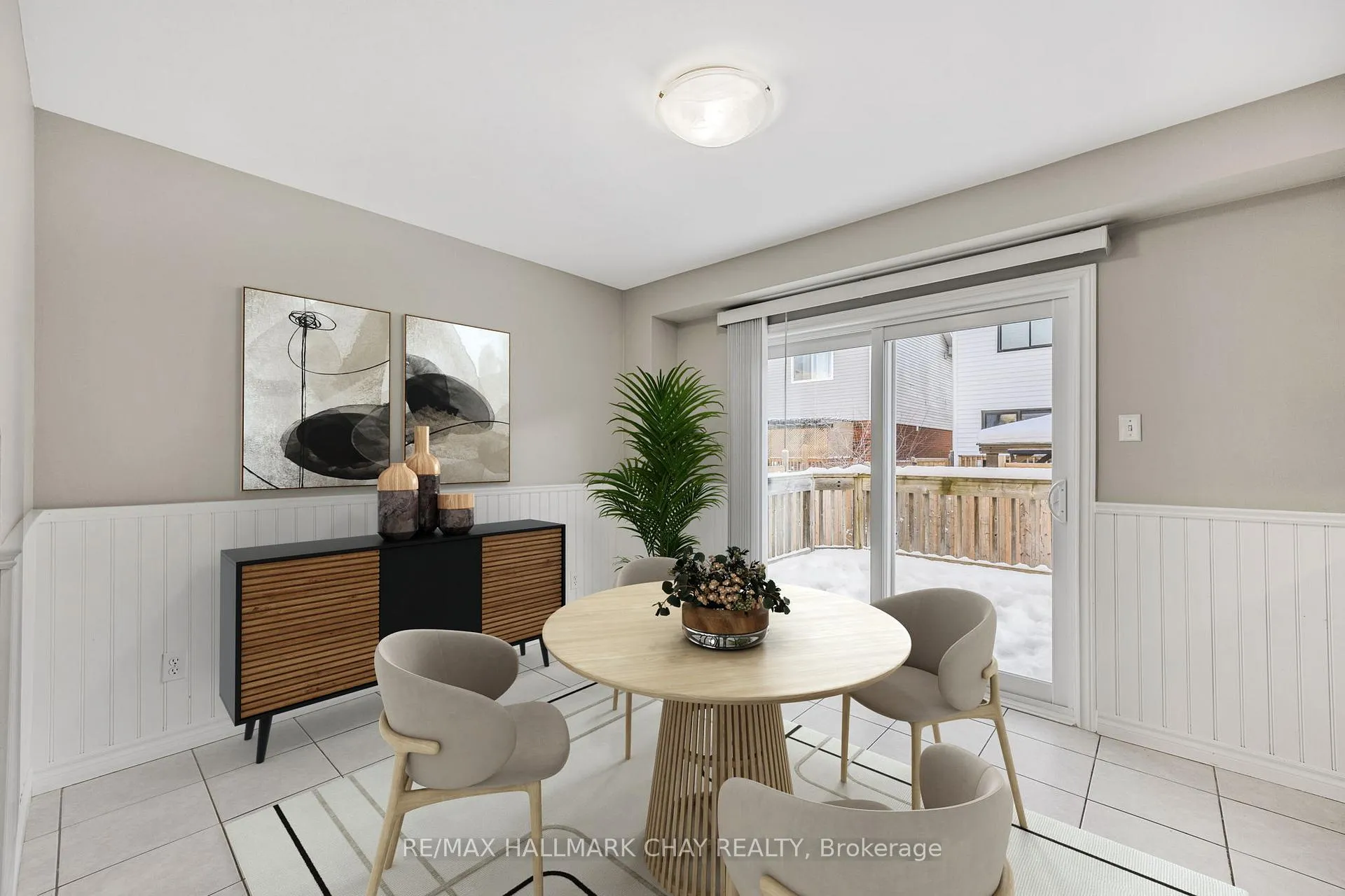 Photo 6 of 45 Succession Crescent, Barrie, Innis-Shore — HOMEH