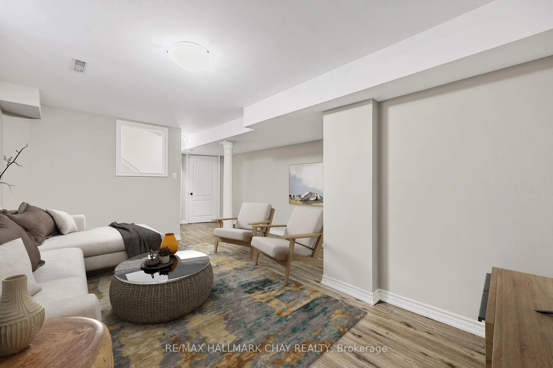 Photo 22 of 45 Succession Crescent, Barrie, Innis-Shore — HOMEH