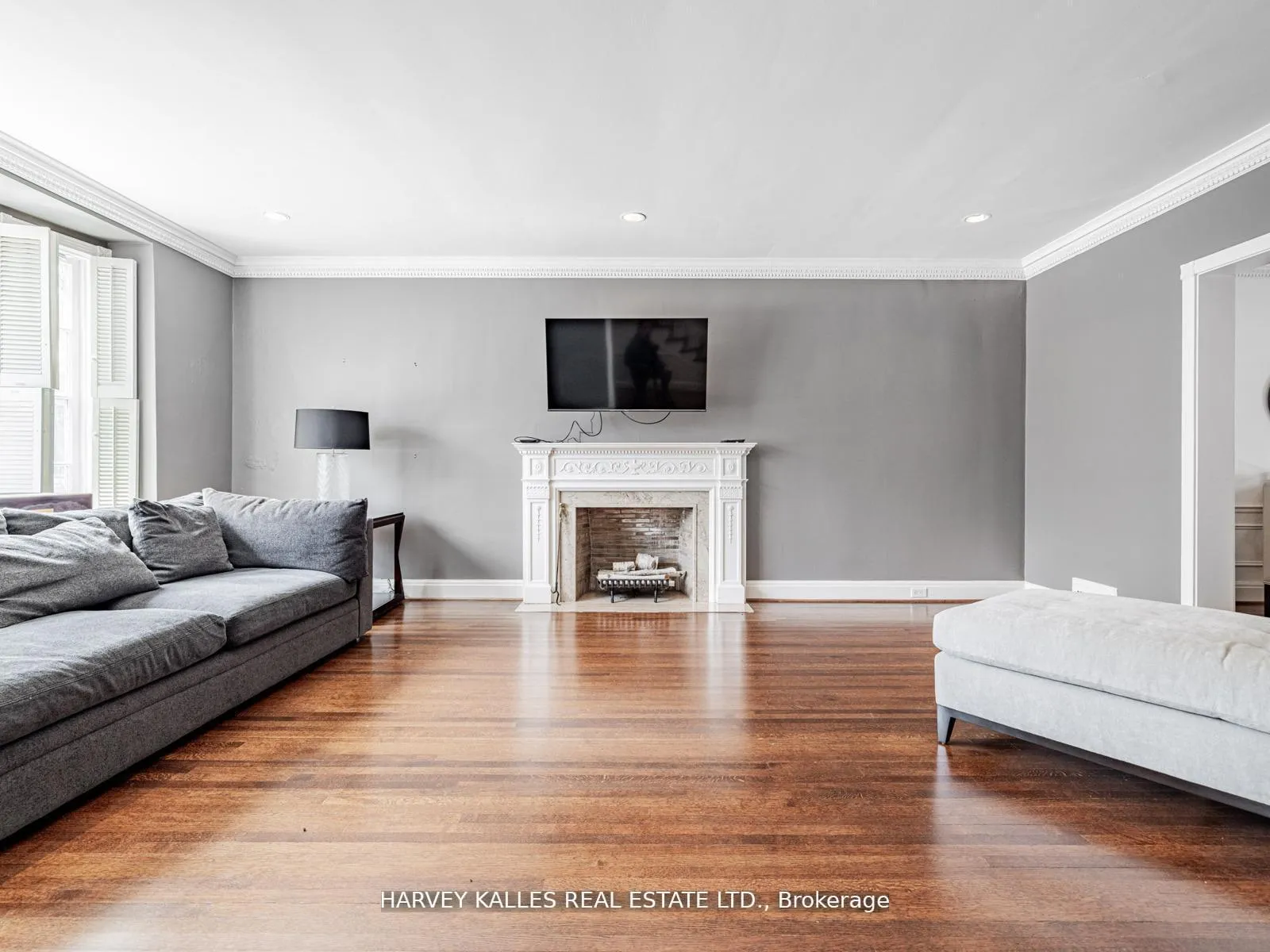 Photo 10 of 2 Silverwood Avenue, Toronto, Forest Hill South — HOMEH
