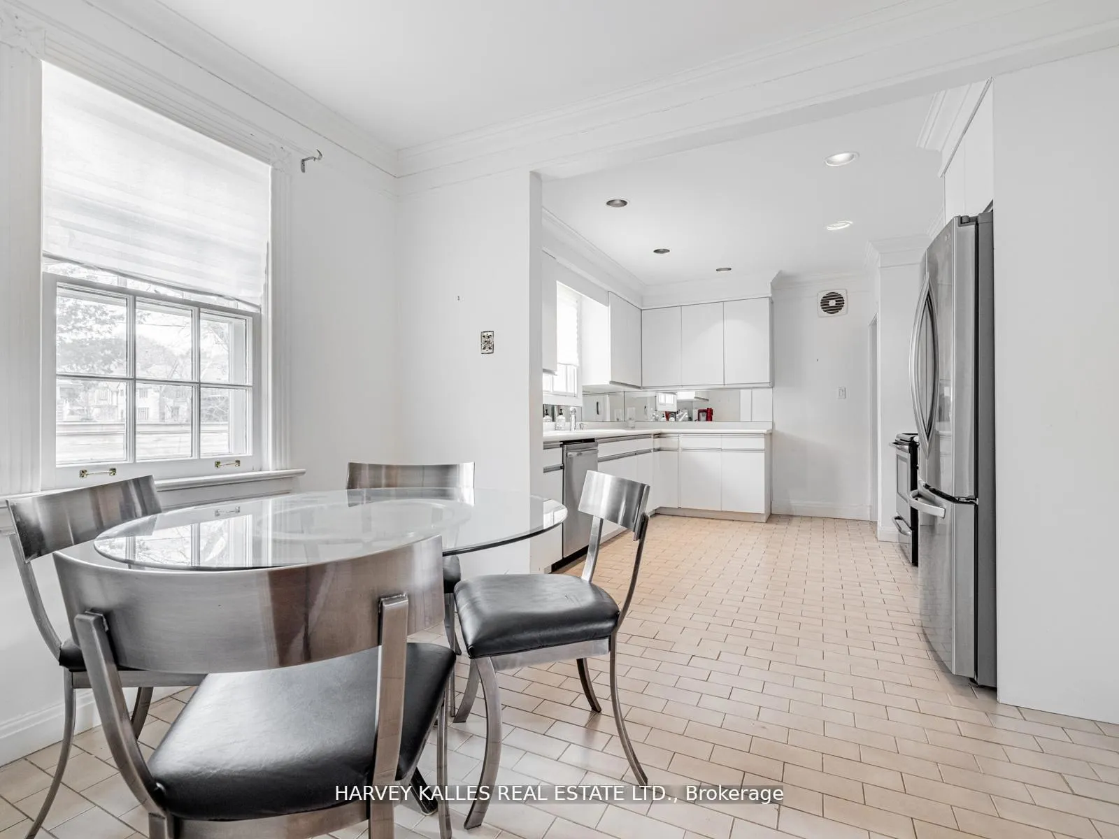 Photo 18 of 2 Silverwood Avenue, Toronto, Forest Hill South — HOMEH