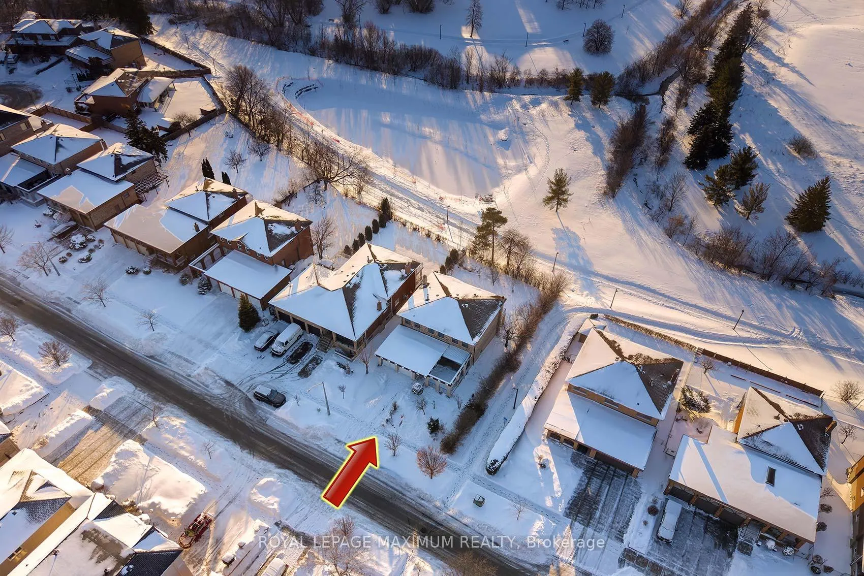 Photo 2 of 45 Houston Road, Vaughan, West Woodbridge — HOMEH