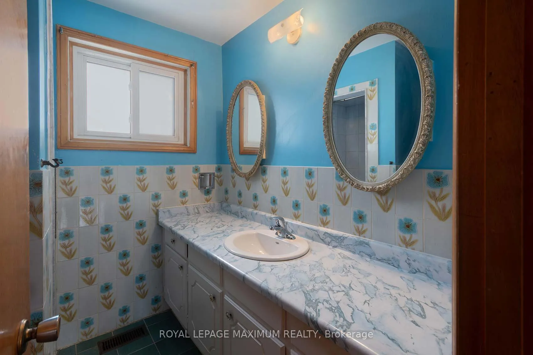 Photo 22 of 45 Houston Road, Vaughan, West Woodbridge — HOMEH