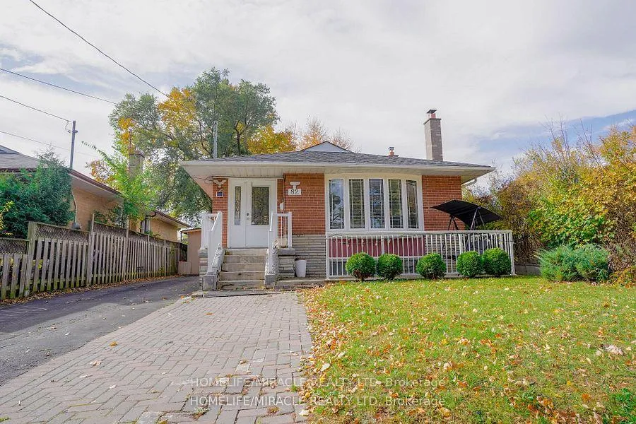 Photo 1 of 82 Sedgemount Drive, Scarborough, Woburn — HOMEH