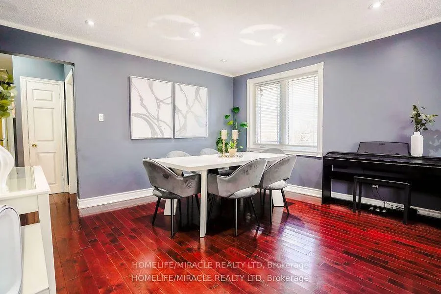 Photo 7 of 82 Sedgemount Drive, Scarborough, Woburn — HOMEH