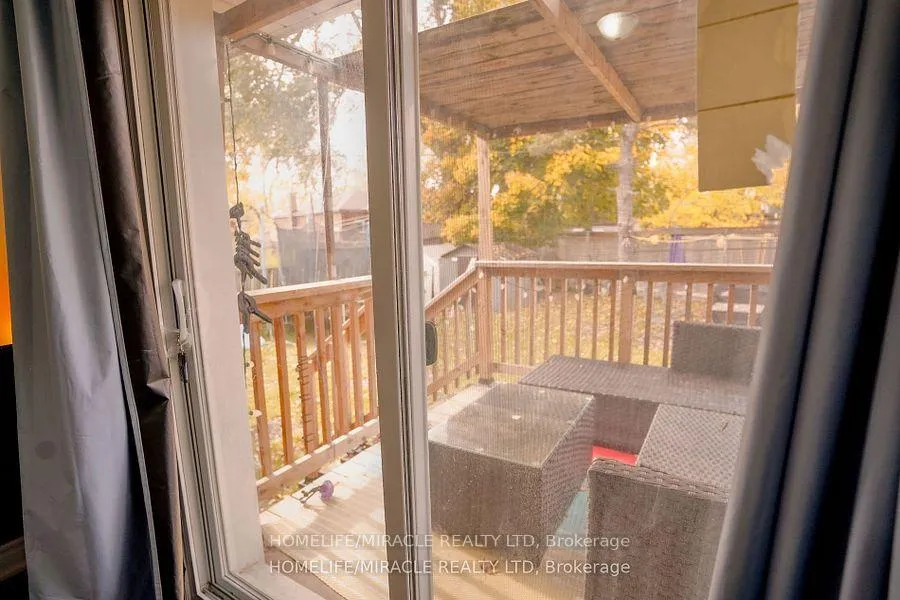 Photo 17 of 82 Sedgemount Drive, Scarborough, Woburn — HOMEH