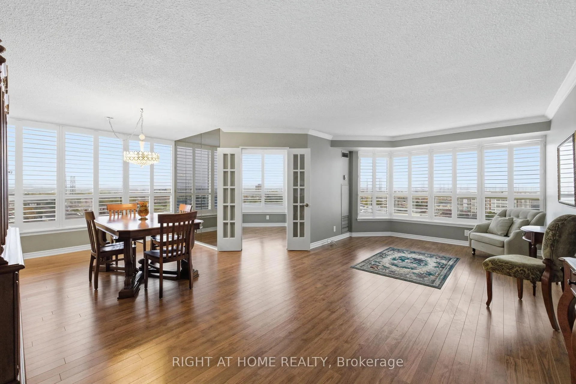 Photo 1 of Unit 1104, 1890 Valley Farm Road, Pickering, Town Centre — HOMEH