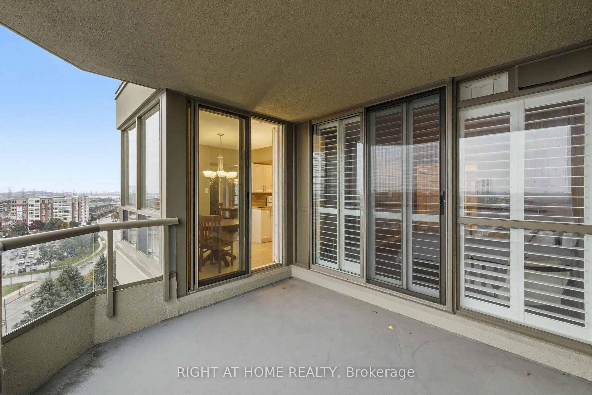 Photo 26 of Unit 1104, 1890 Valley Farm Road, Pickering, Town Centre — HOMEH