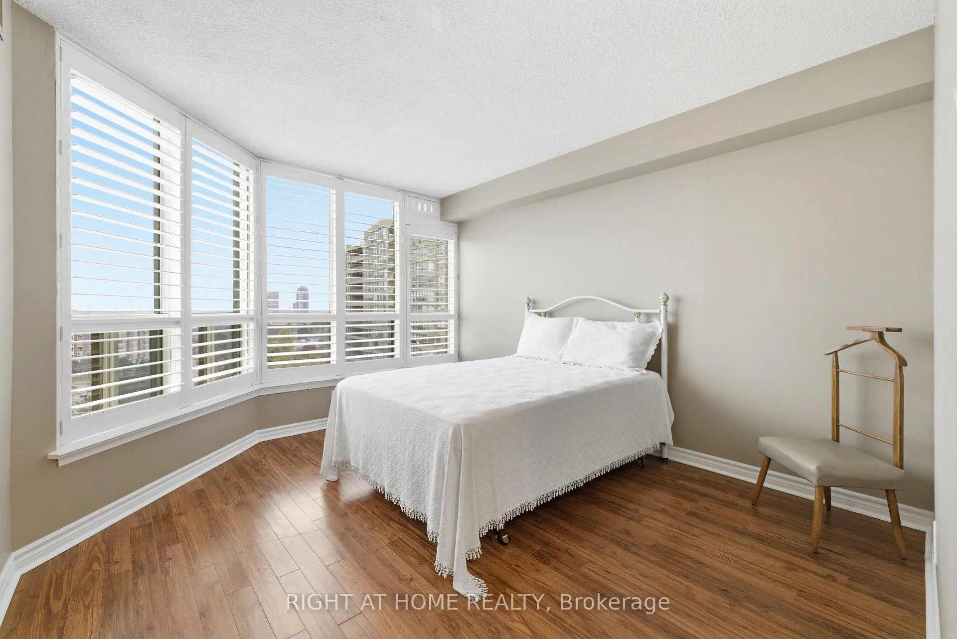 Photo 28 of Unit 1104, 1890 Valley Farm Road, Pickering, Town Centre — HOMEH