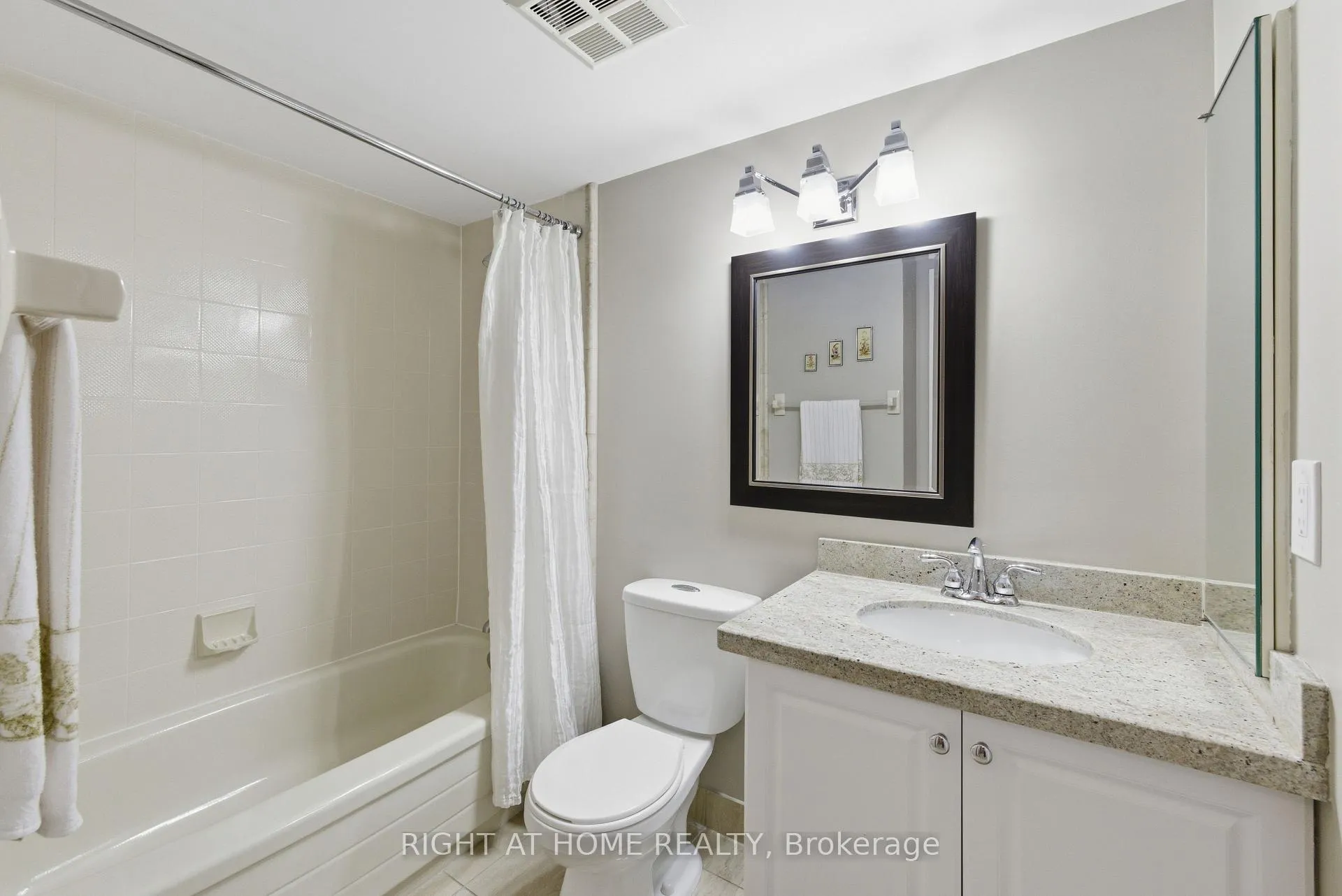 Photo 31 of Unit 1104, 1890 Valley Farm Road, Pickering, Town Centre — HOMEH
