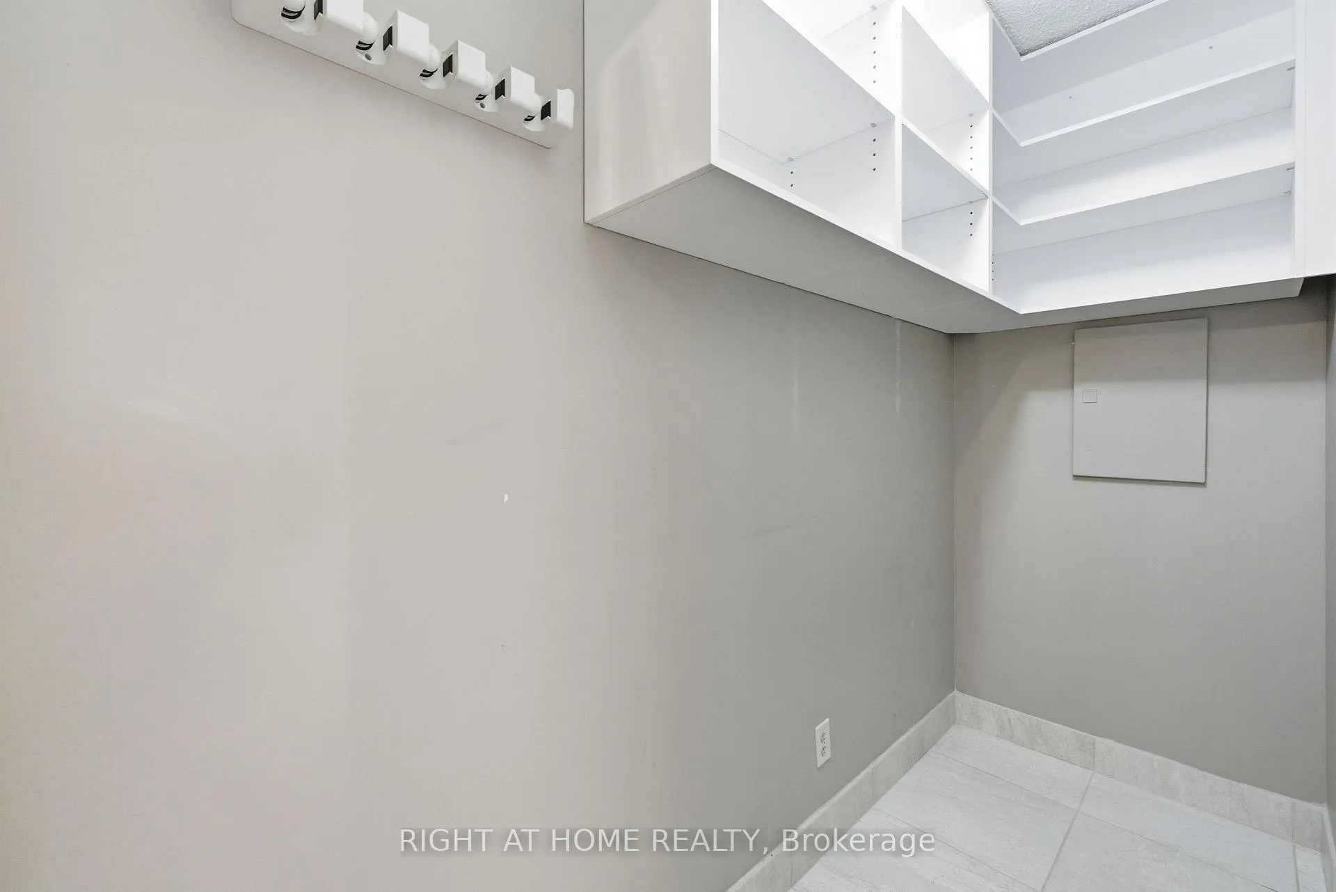 Photo 32 of Unit 1104, 1890 Valley Farm Road, Pickering, Town Centre — HOMEH