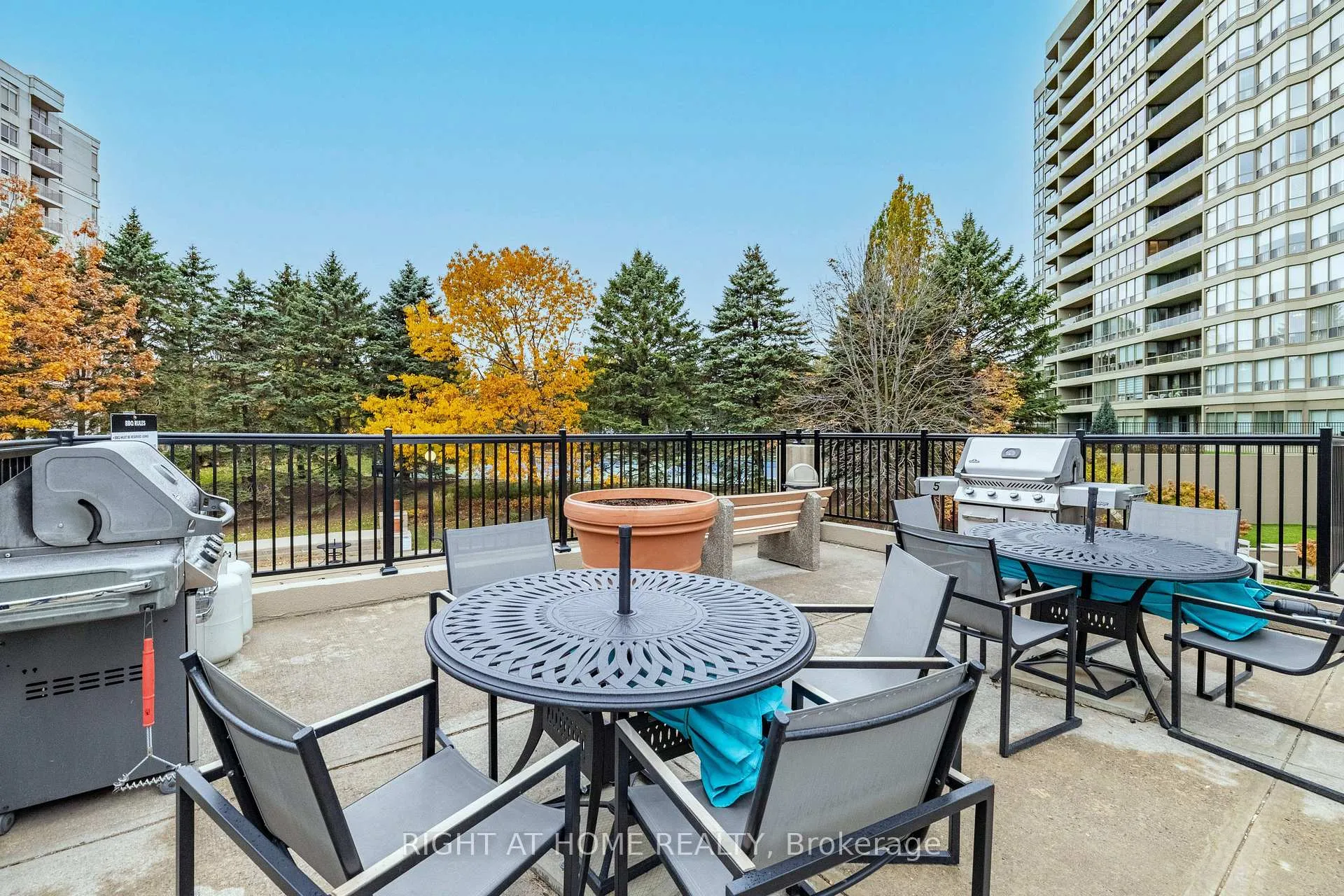 Photo 44 of Unit 1104, 1890 Valley Farm Road, Pickering, Town Centre — HOMEH