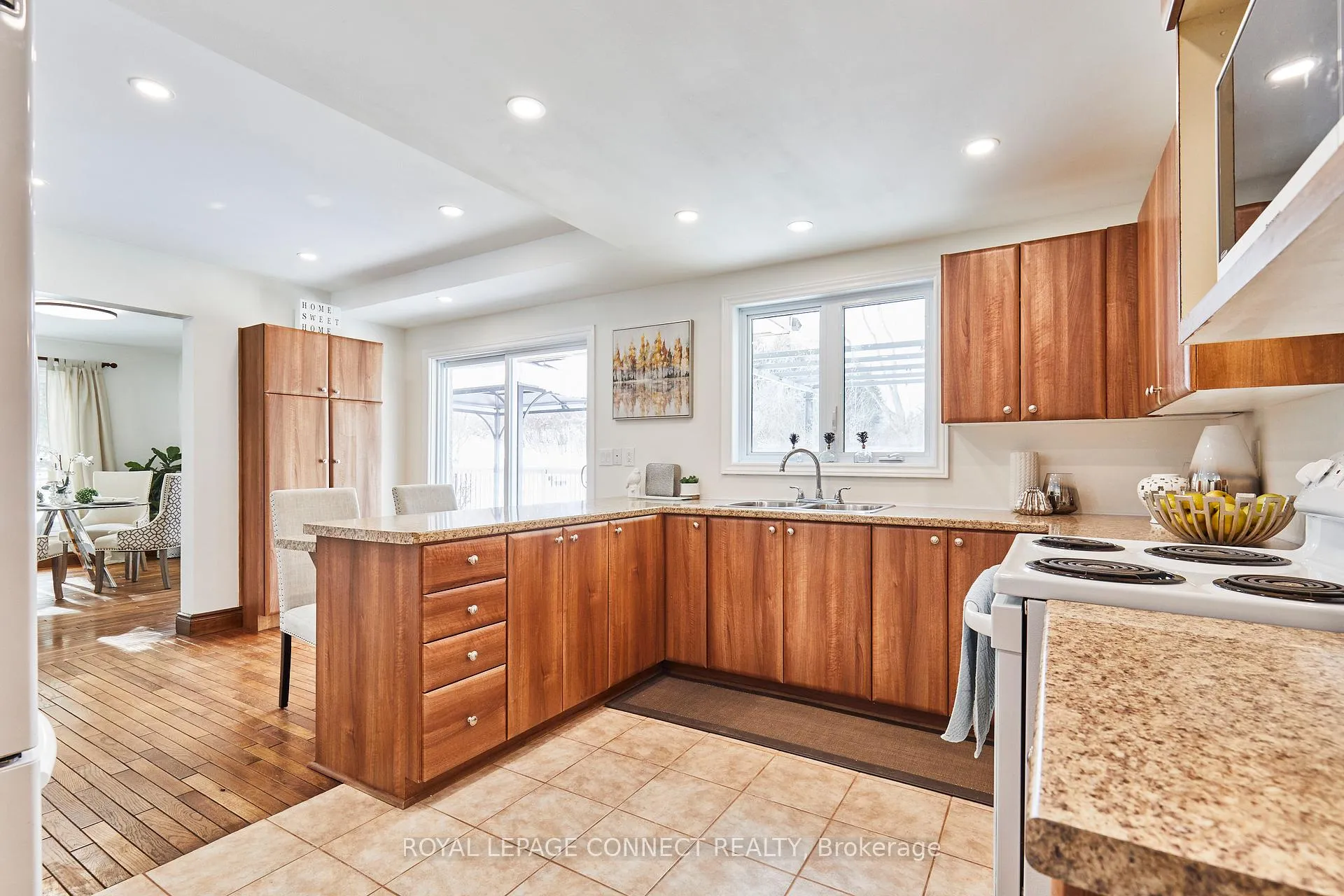 Photo 13 of 10 Christie Crescent, Scugog, Rural Scugog — HOMEH