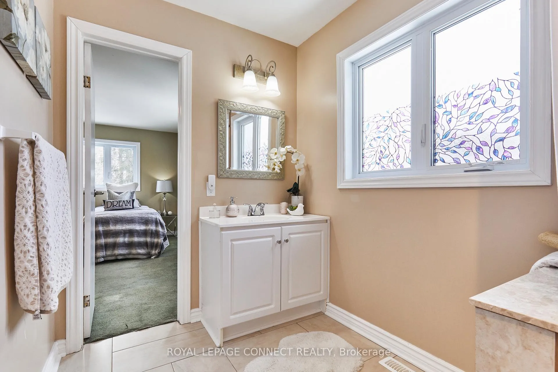 Photo 25 of 10 Christie Crescent, Scugog, Rural Scugog — HOMEH
