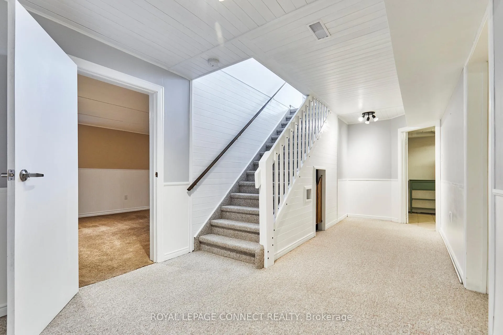 Photo 29 of 10 Christie Crescent, Scugog, Rural Scugog — HOMEH