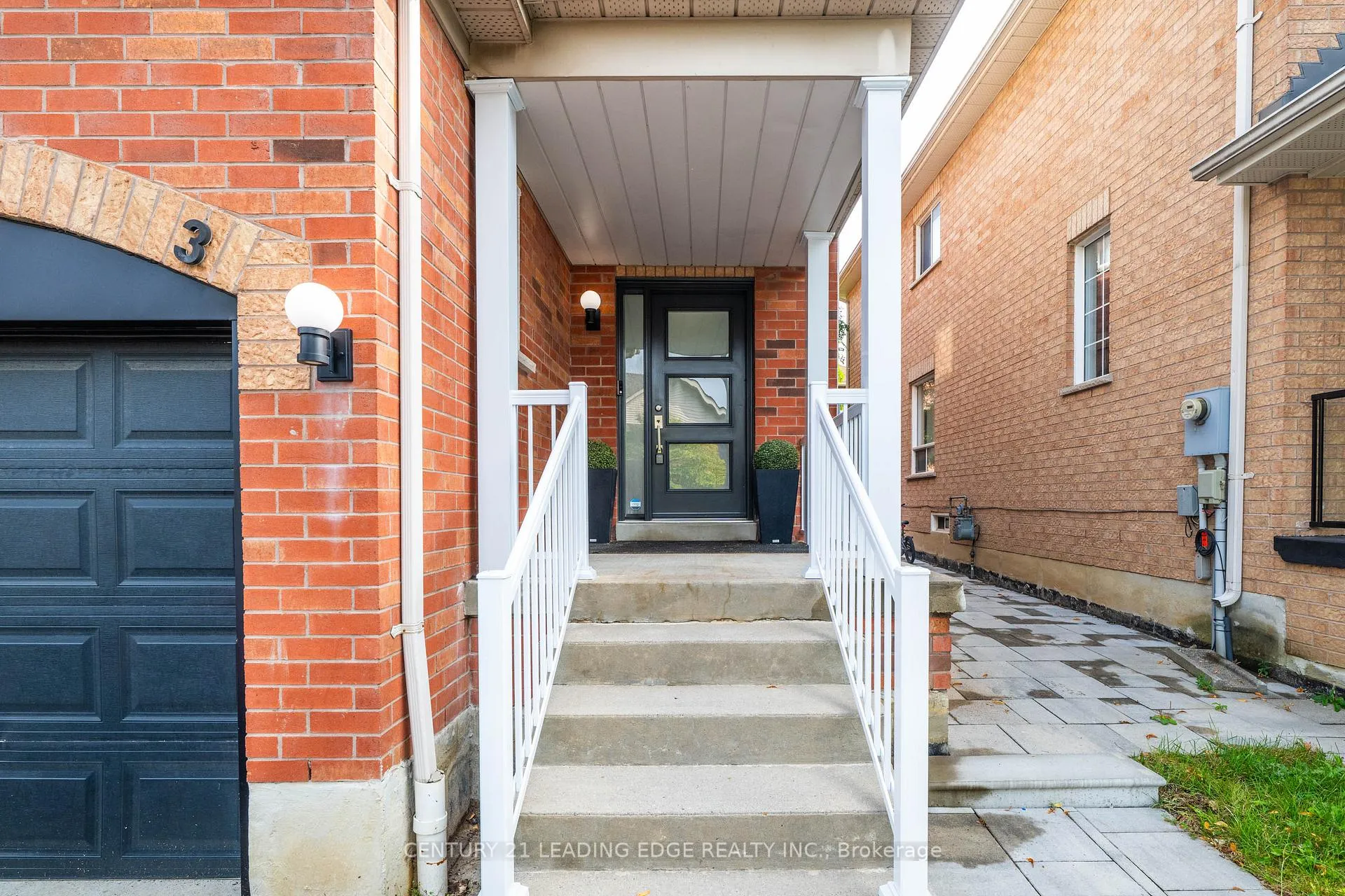 Photo 3 of 3 Hemans Court, Ajax, Northwest Ajax — HOMEH