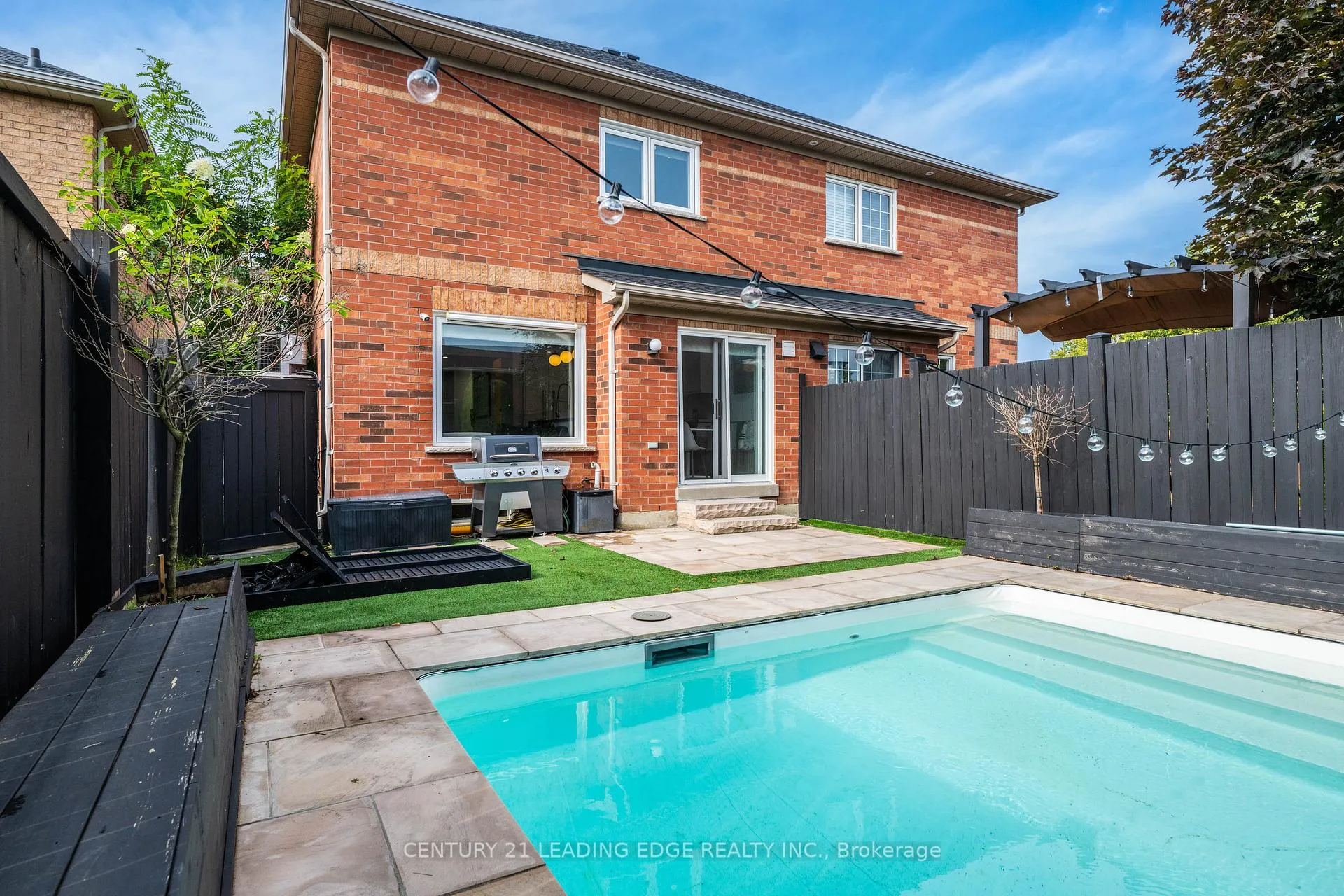 Photo 40 of 3 Hemans Court, Ajax, Northwest Ajax — HOMEH