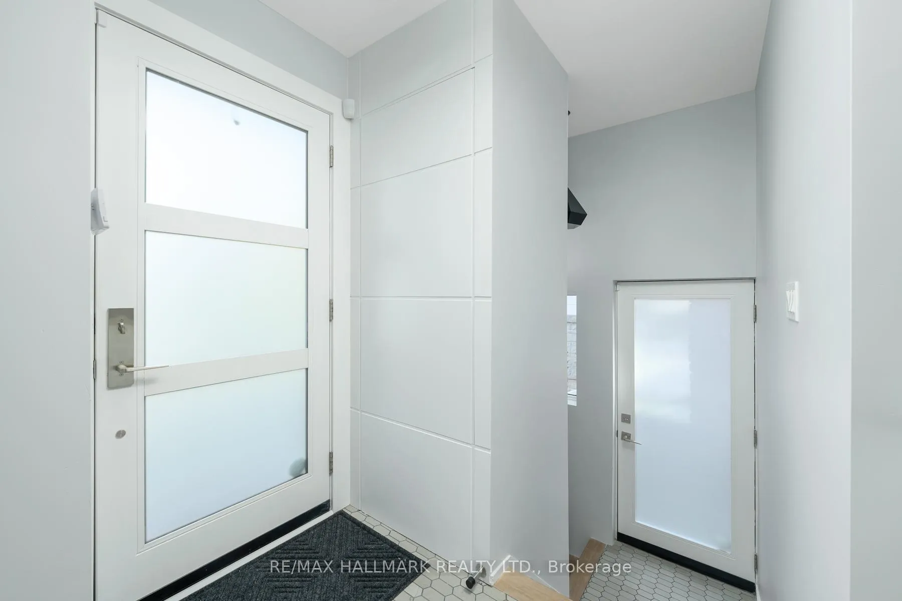 Photo 7 of 26 Hutton Avenue, Toronto, East York — HOMEH