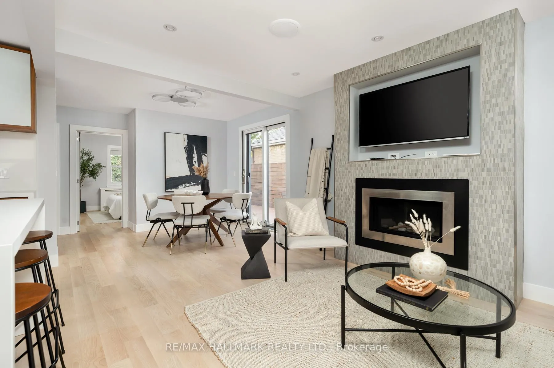 Photo 8 of 26 Hutton Avenue, Toronto, East York — HOMEH