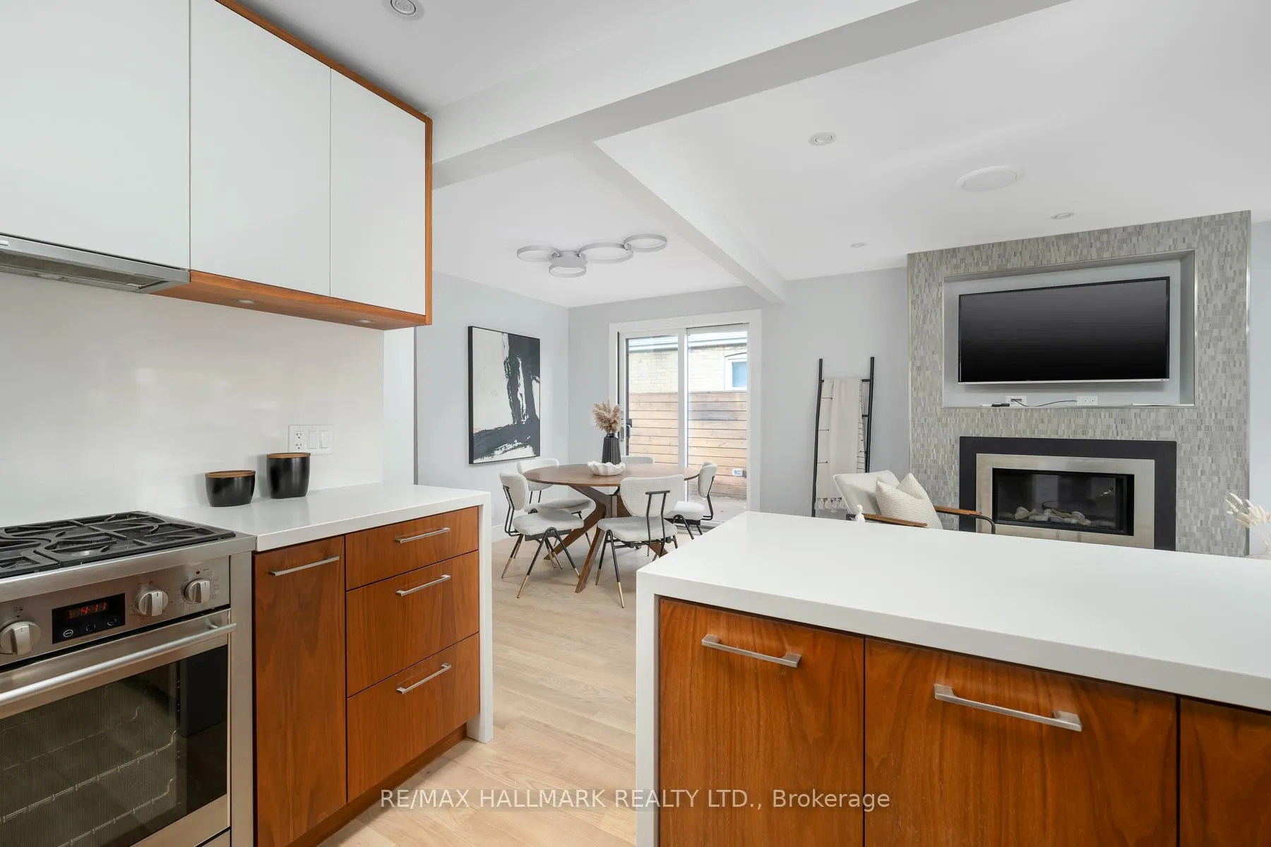 Photo 17 of 26 Hutton Avenue, Toronto, East York — HOMEH