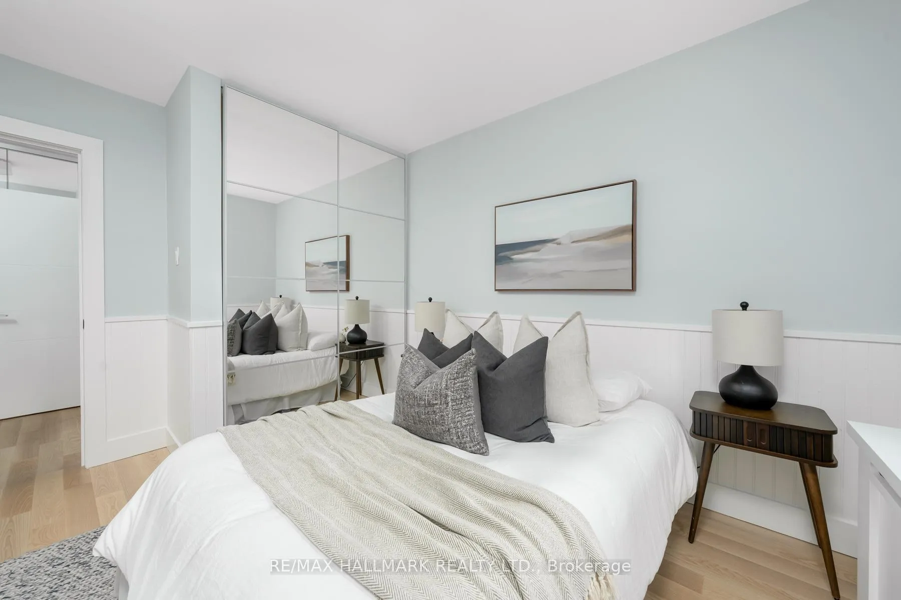 Photo 19 of 26 Hutton Avenue, Toronto, East York — HOMEH